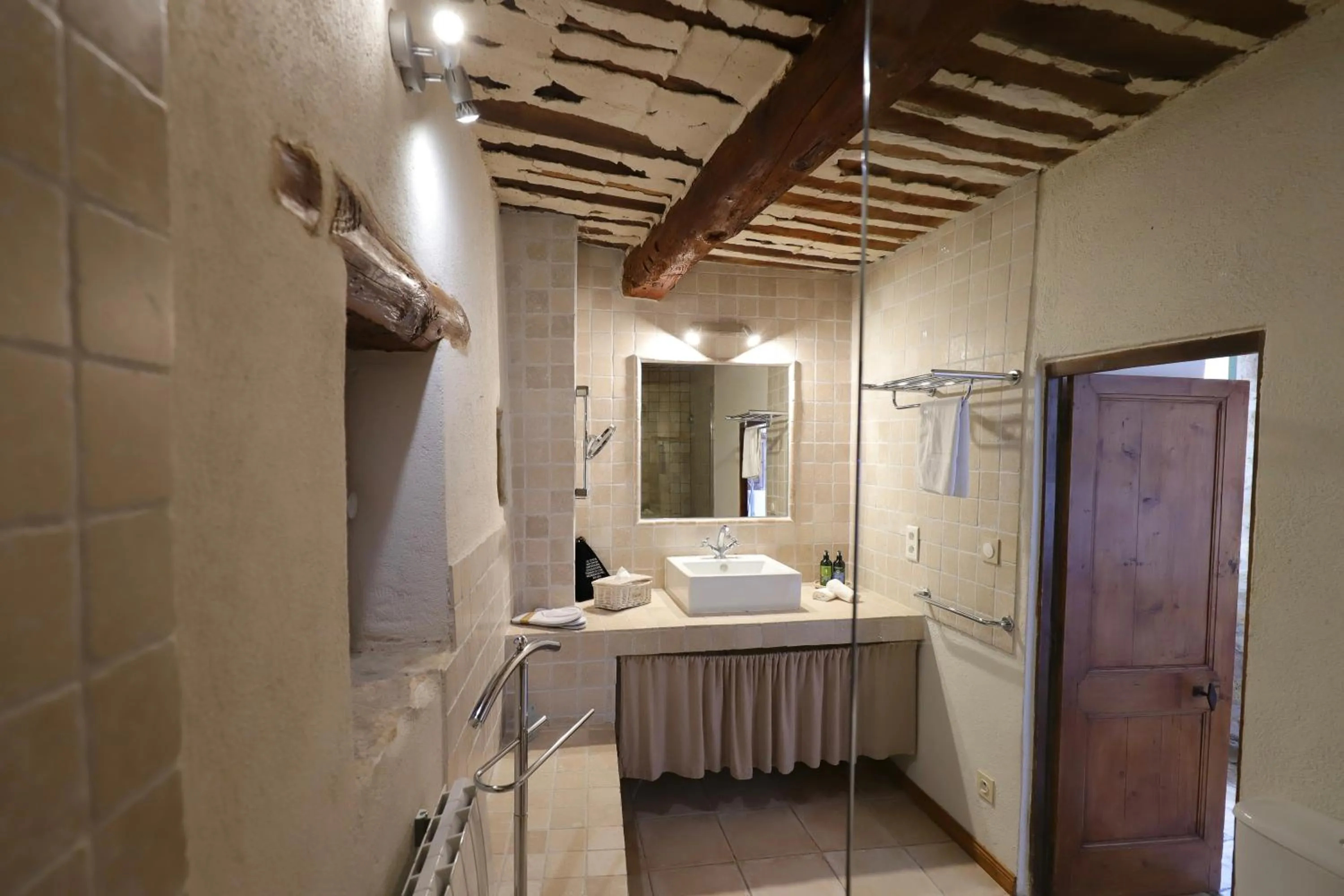 Bathroom in LA FERME DE LA HUPPE