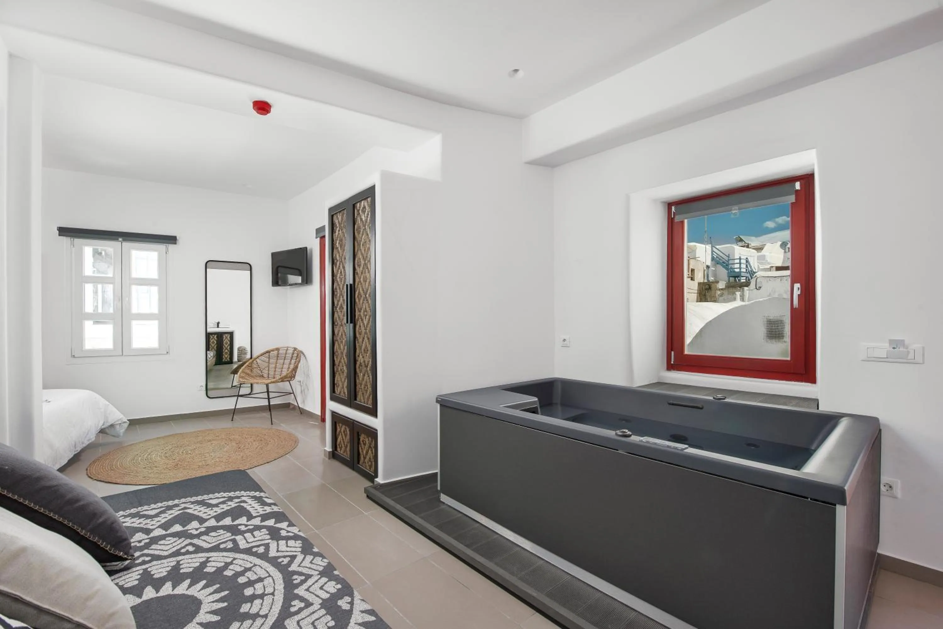 Hot Tub in Little Venice Villas