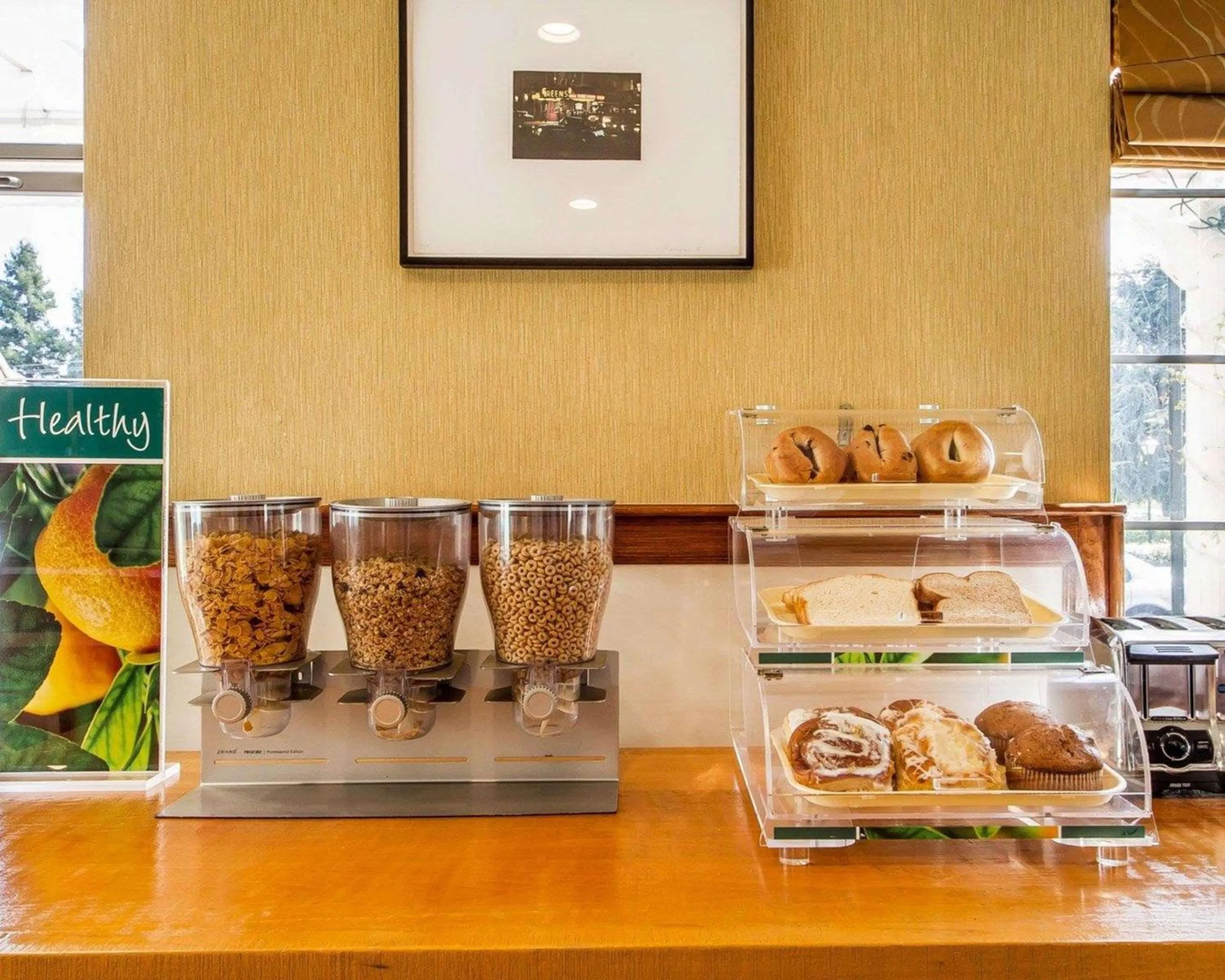 Restaurant/places to eat in Quality Inn Petaluma - Sonoma