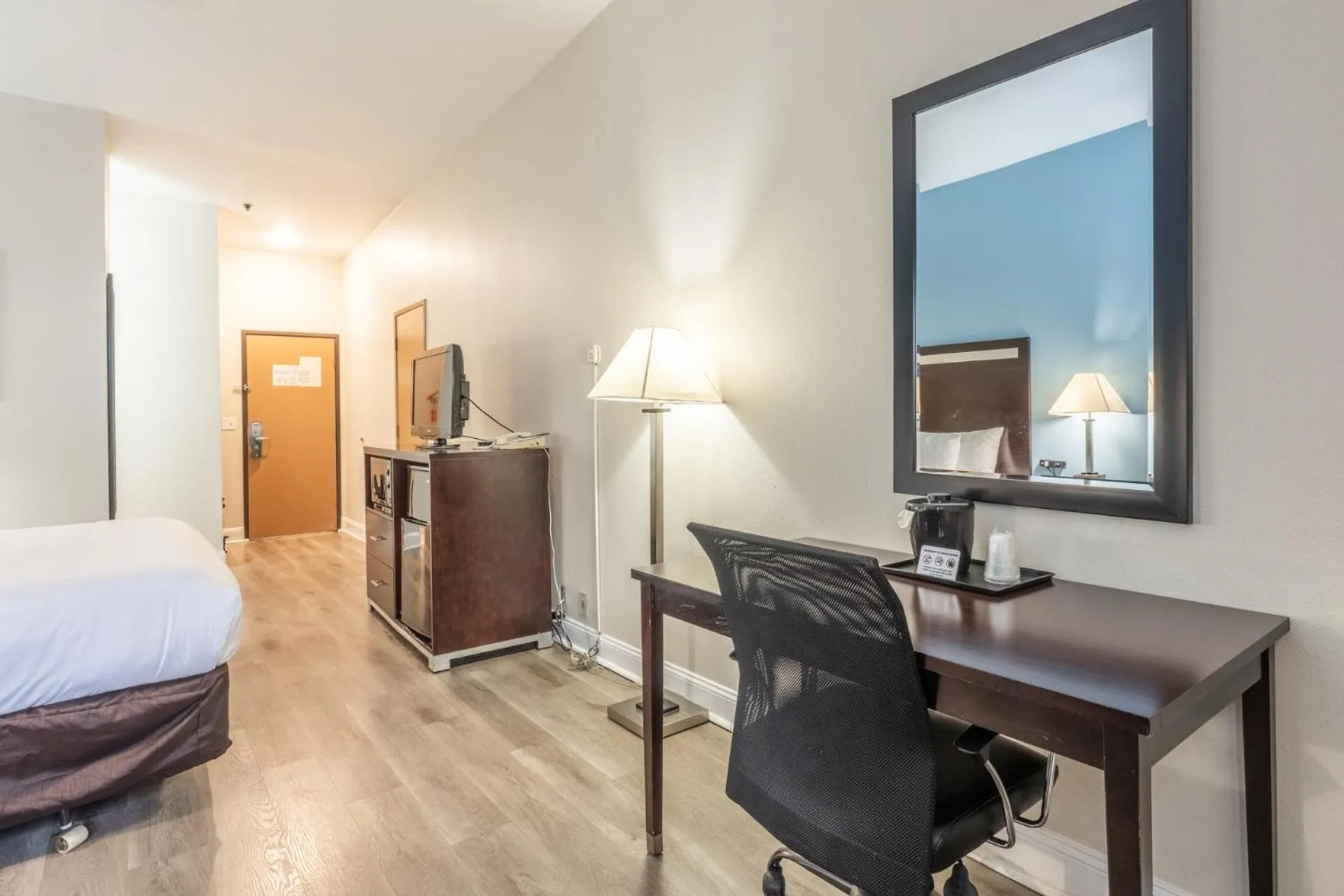 Bed in Quality Inn near Mammoth Mountain Ski Resort