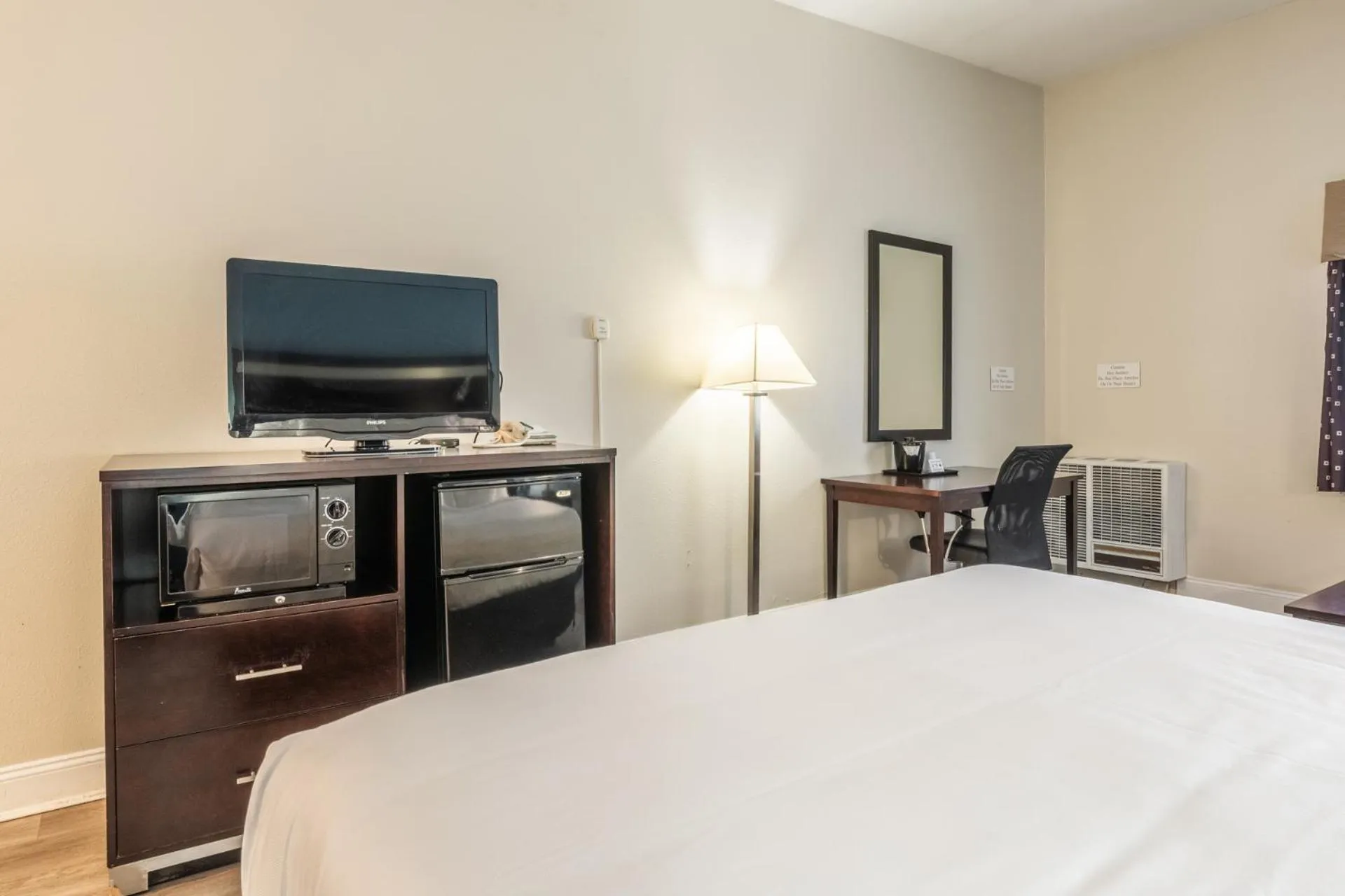 Bed in Quality Inn near Mammoth Mountain Ski Resort