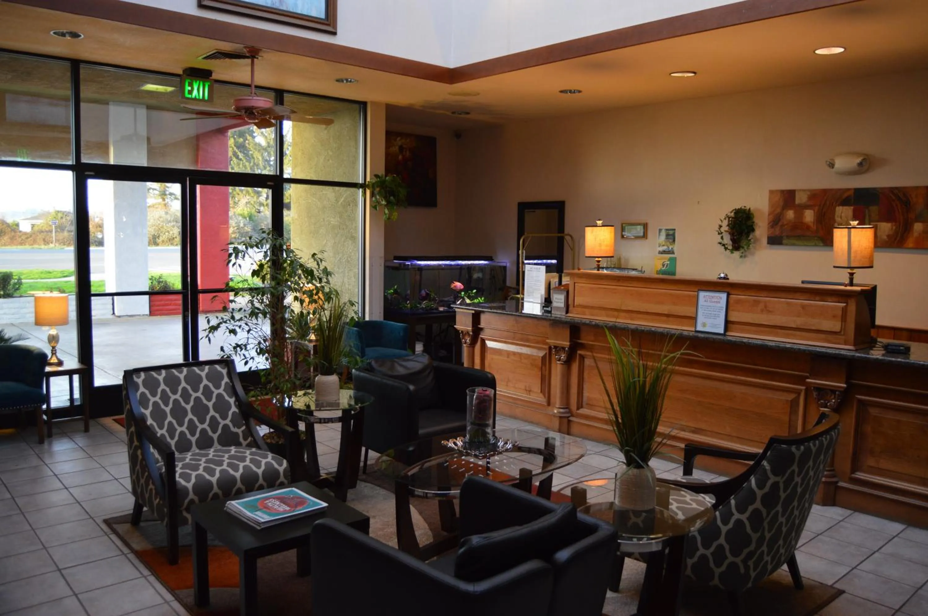 Lobby or reception in Ramada by Wyndham Arcata