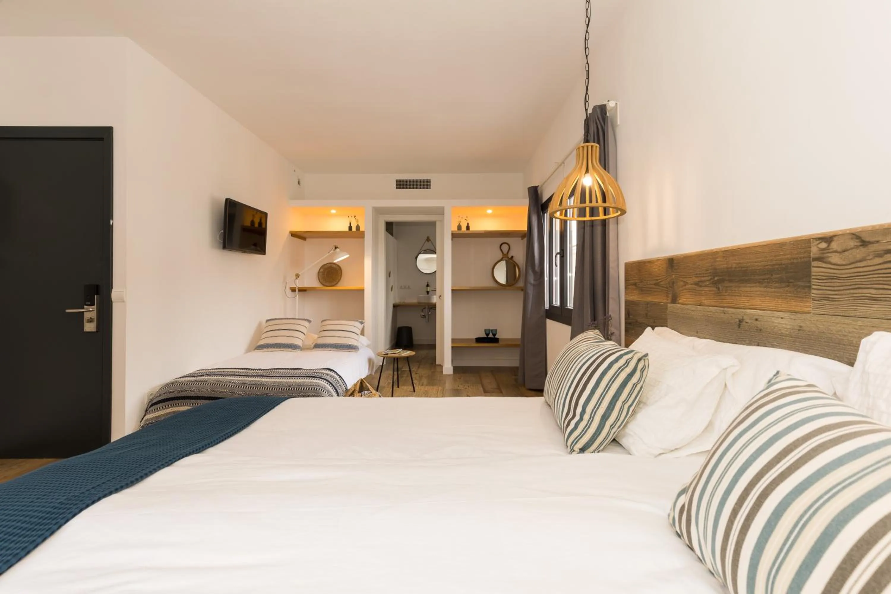 Bedroom, Bed in Pardela Menorca