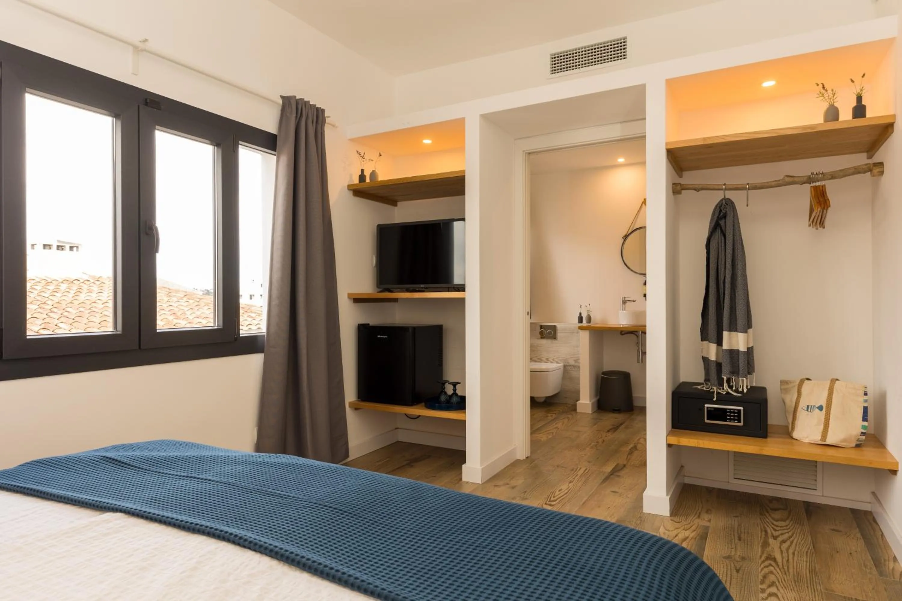 Bedroom, Bed in Pardela Menorca