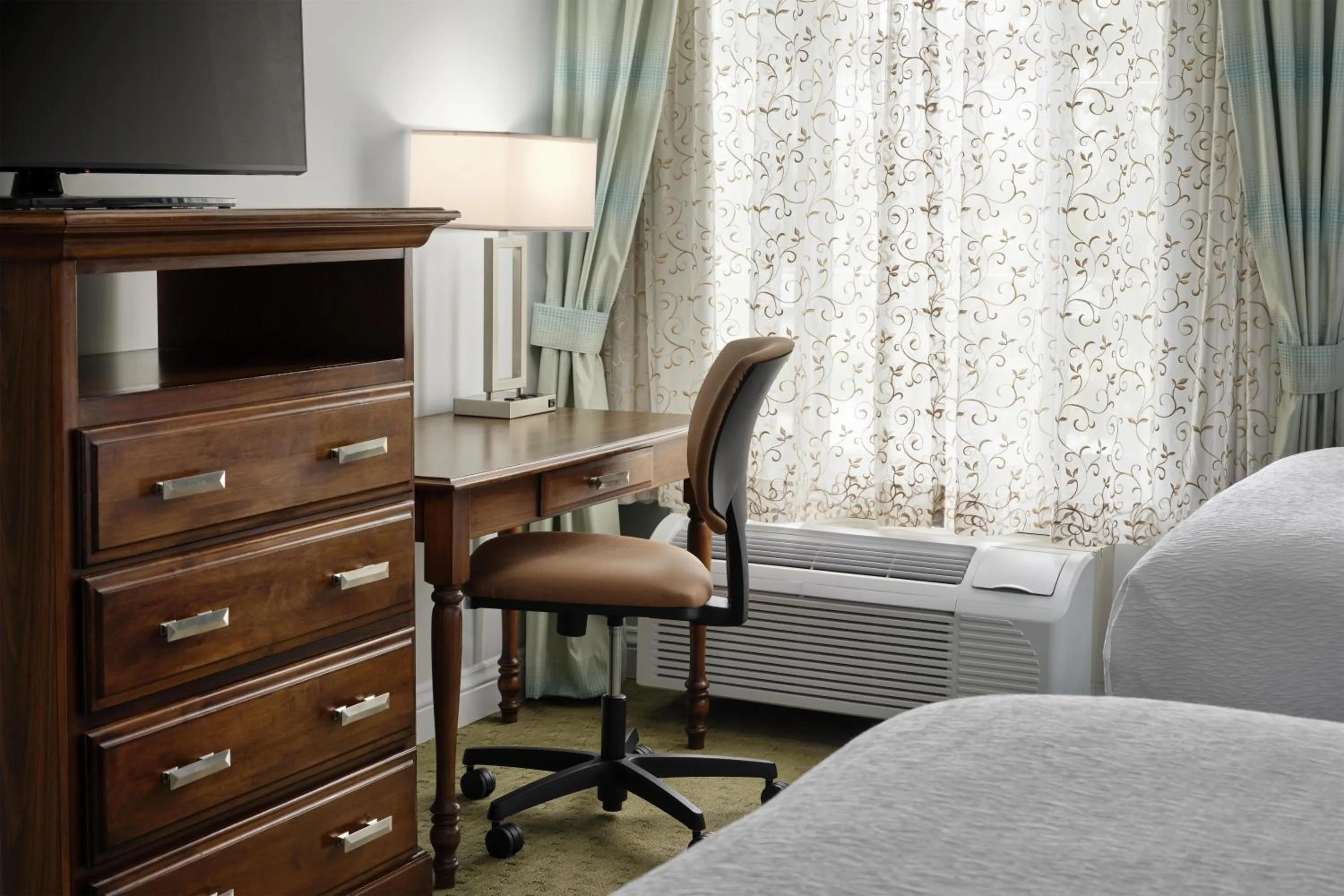 Bedroom, Bed in Best Western Premier Hotel Del Mar