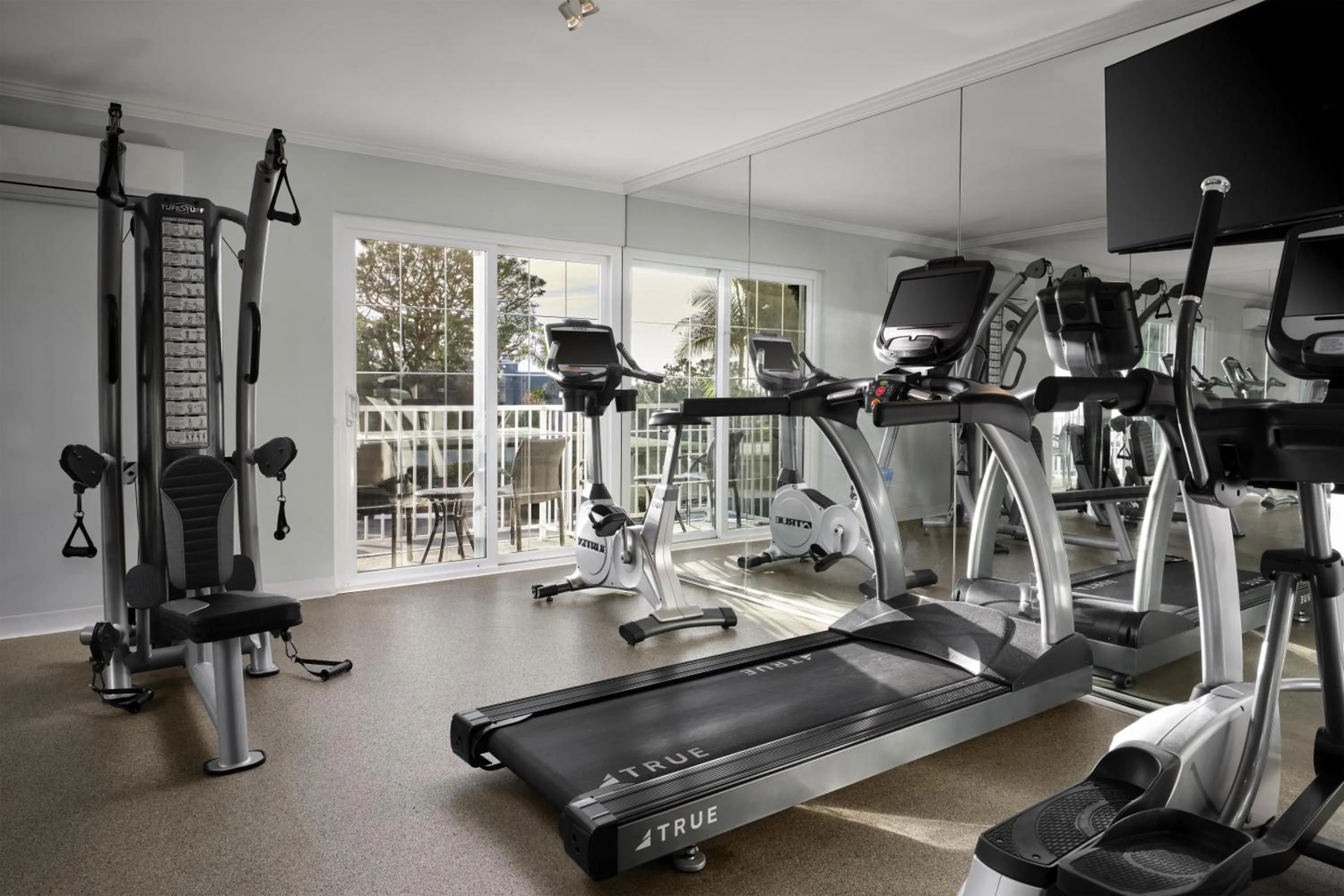 Fitness centre/facilities in Best Western Premier Hotel Del Mar