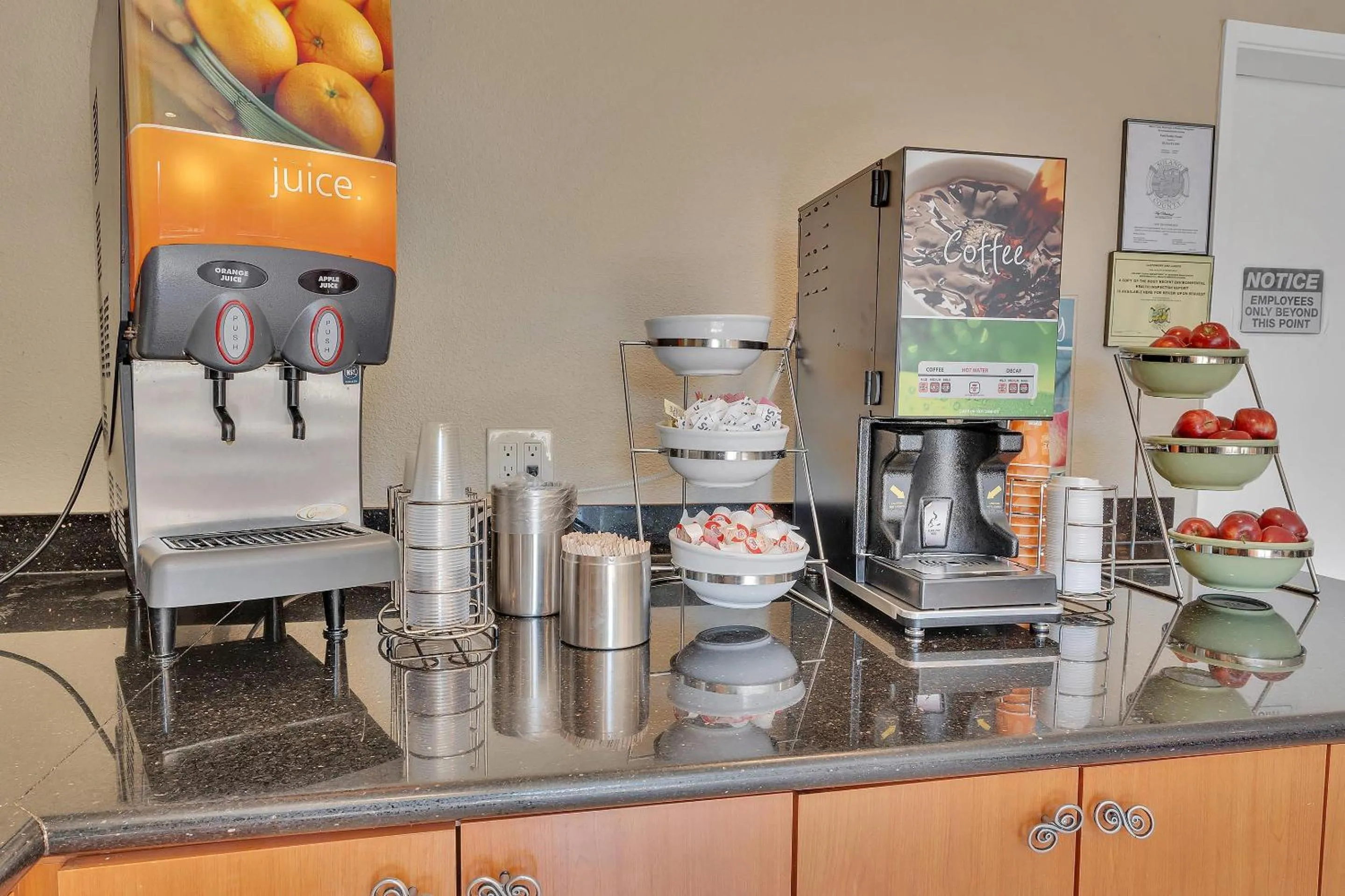 Breakfast in Quality Inn near Six Flags Discovery Kingdom-Napa Valley