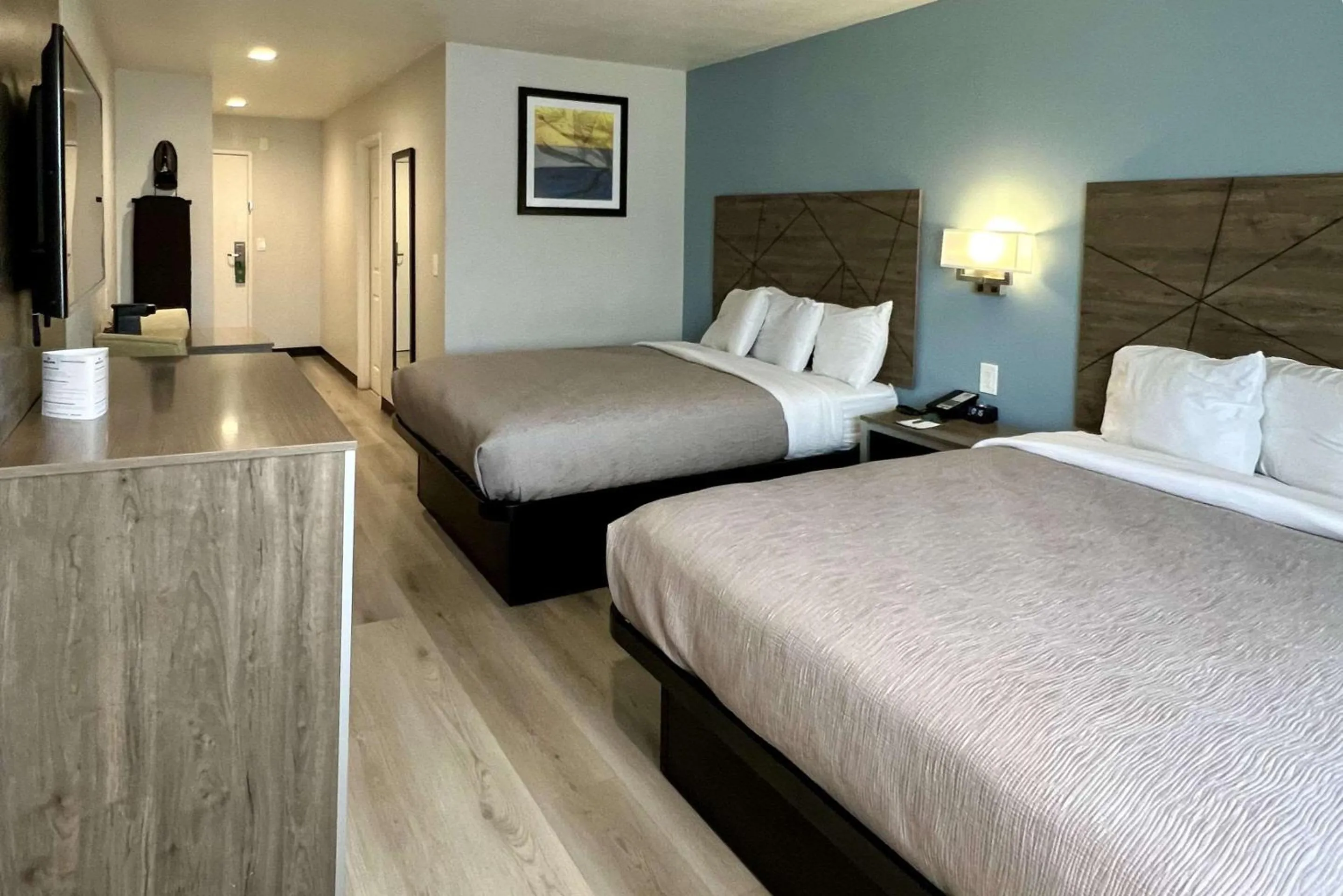 Bedroom, Bed in Quality Inn Tracy I-205