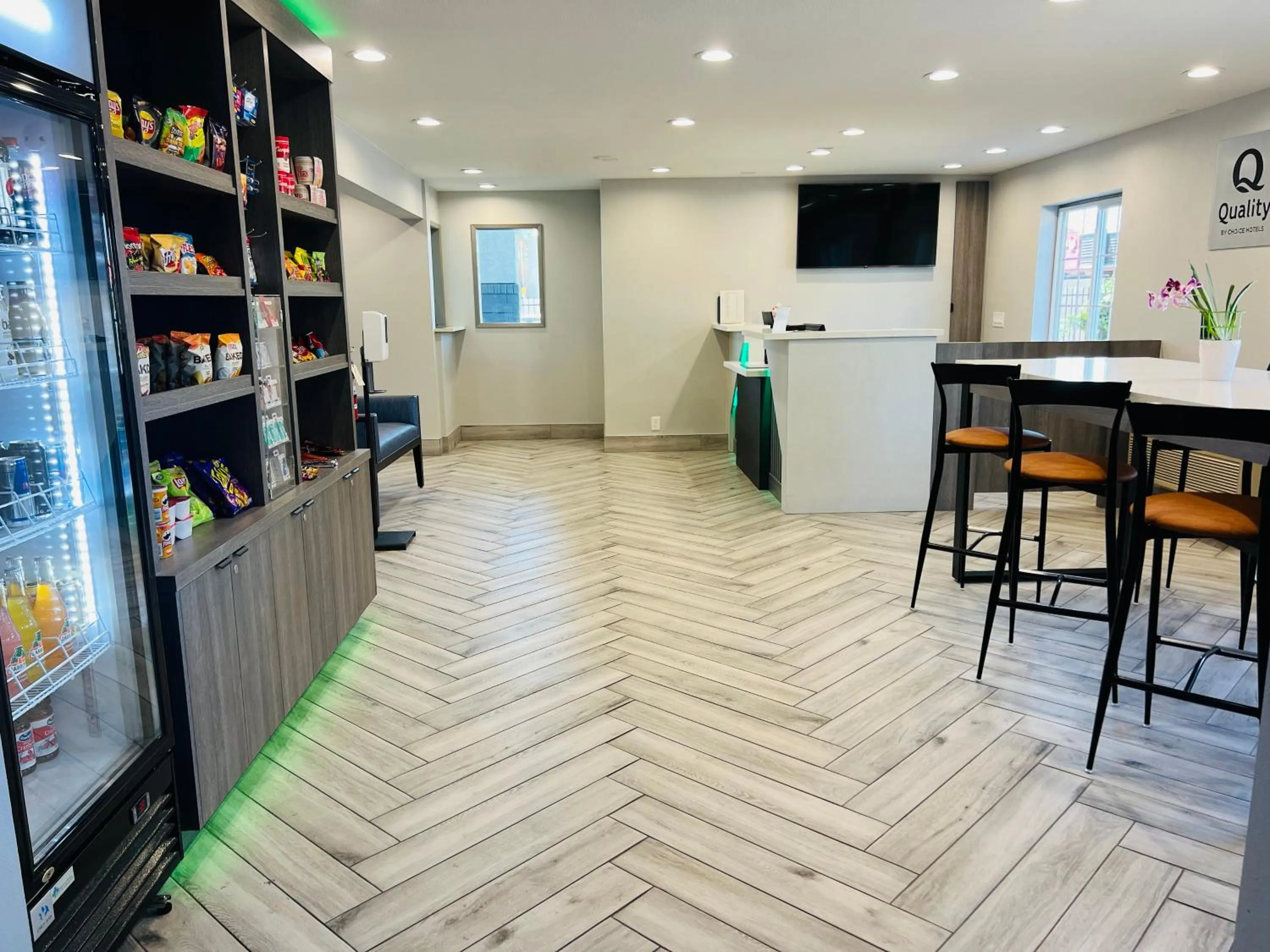 Lobby or reception in Quality Inn Tracy I-205