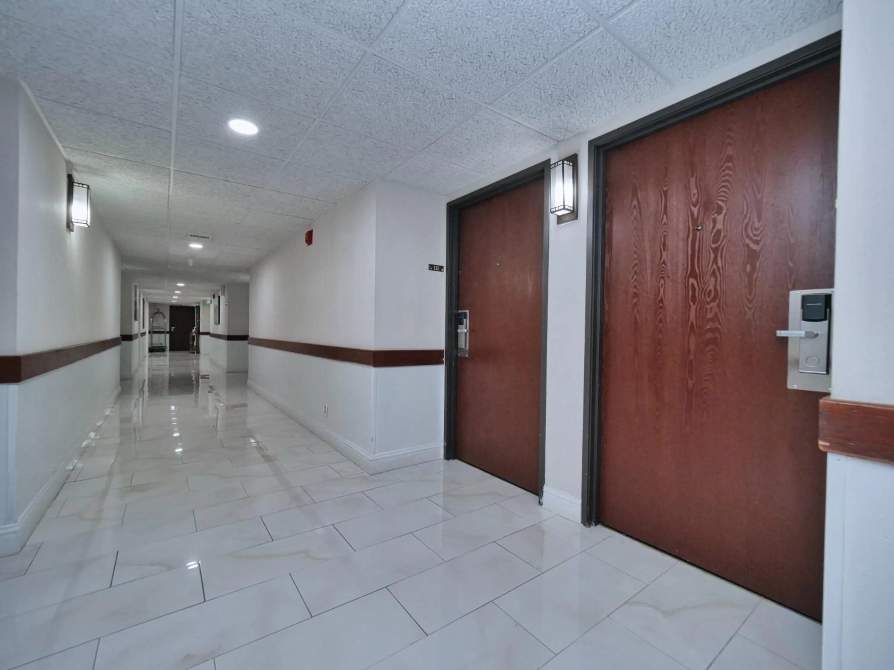 Red Lion Inn & Suites Auburn