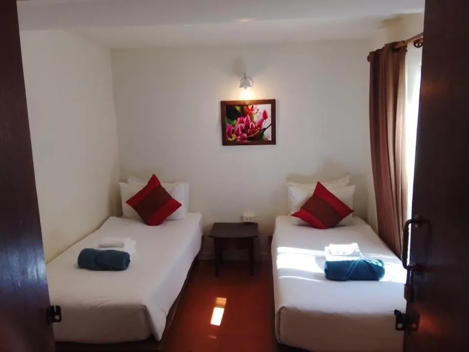 Bed in The Hive Hotel