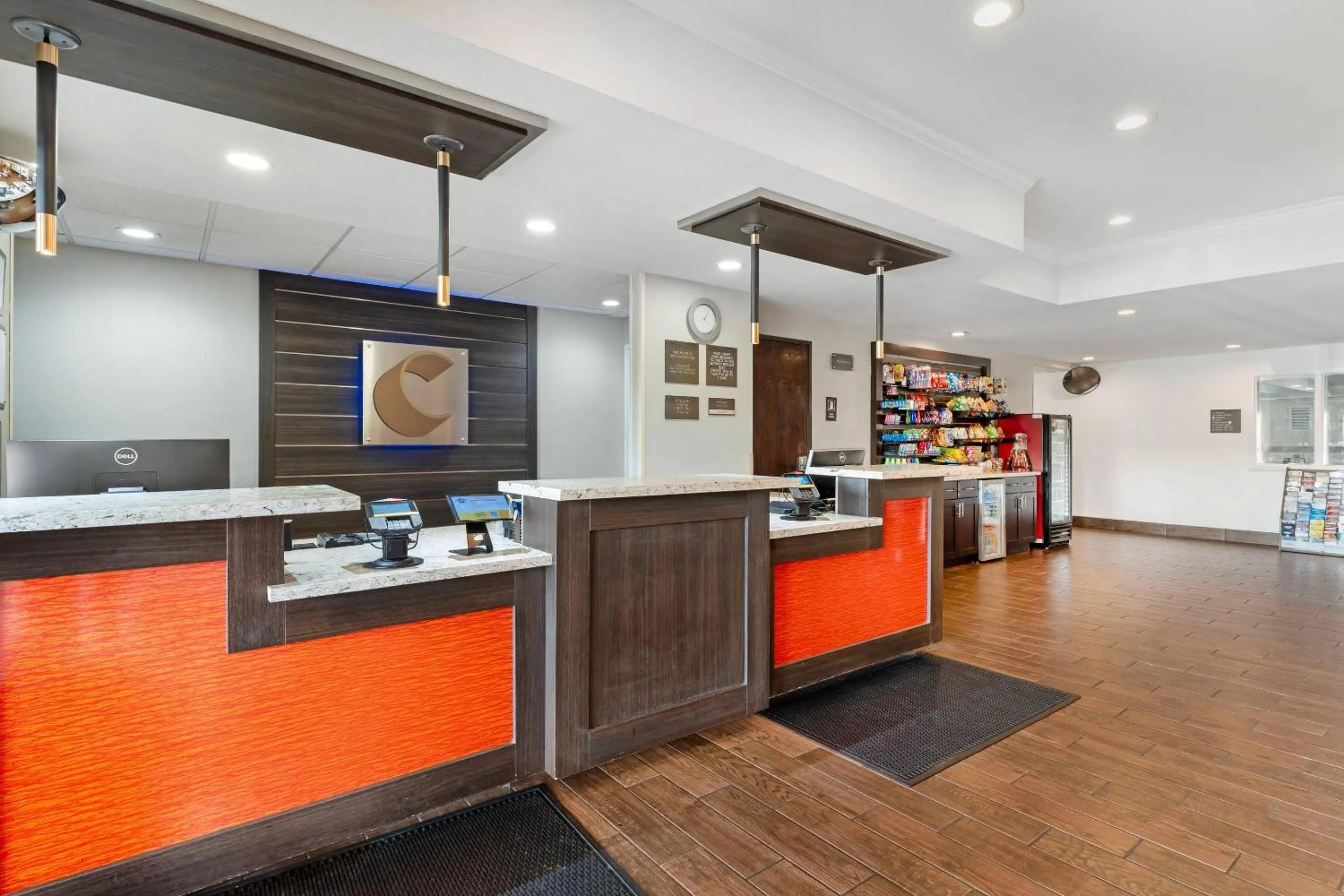 Lobby or reception in Comfort Inn & Suites Sacramento - University Area