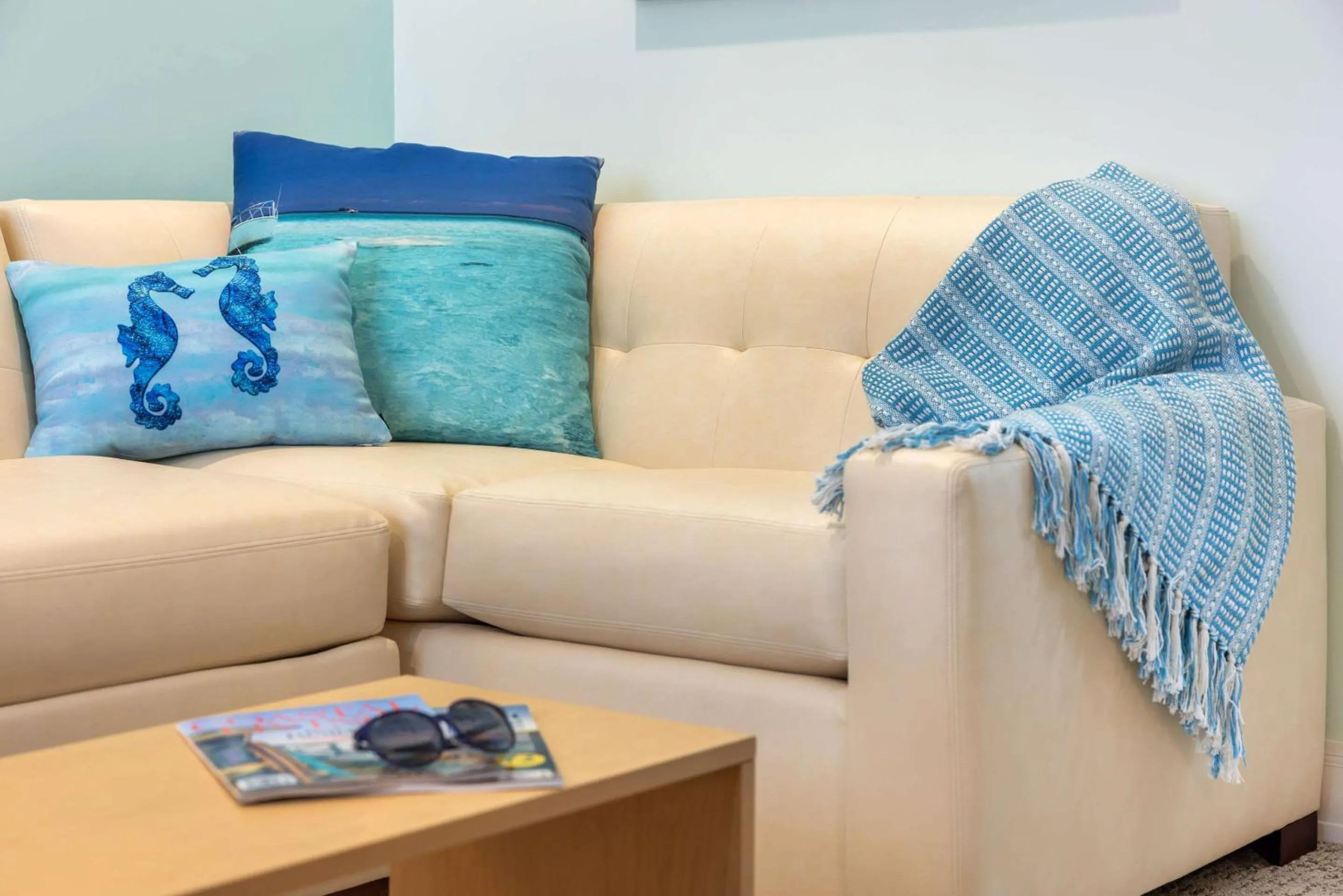 Bedroom in Quality Suites Downtown San Luis Obispo