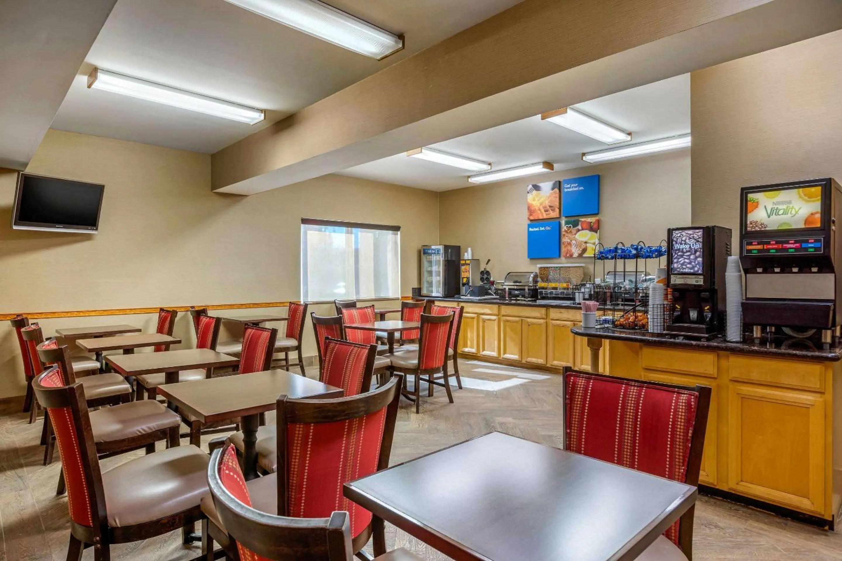 Restaurant/places to eat in Comfort Inn & Suites Murrieta Temecula Wine Country