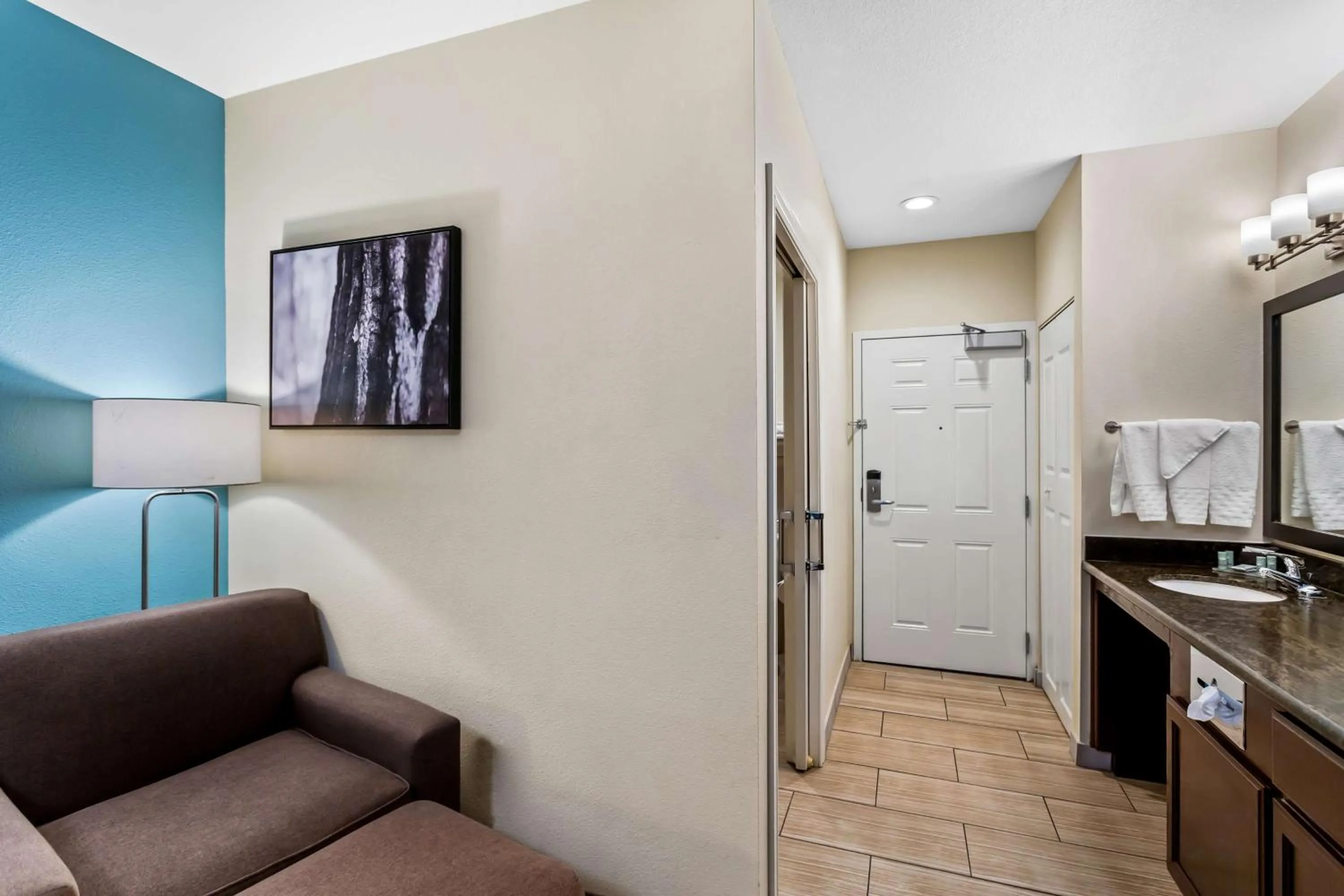 Bedroom in Best Western Paradise Hotel