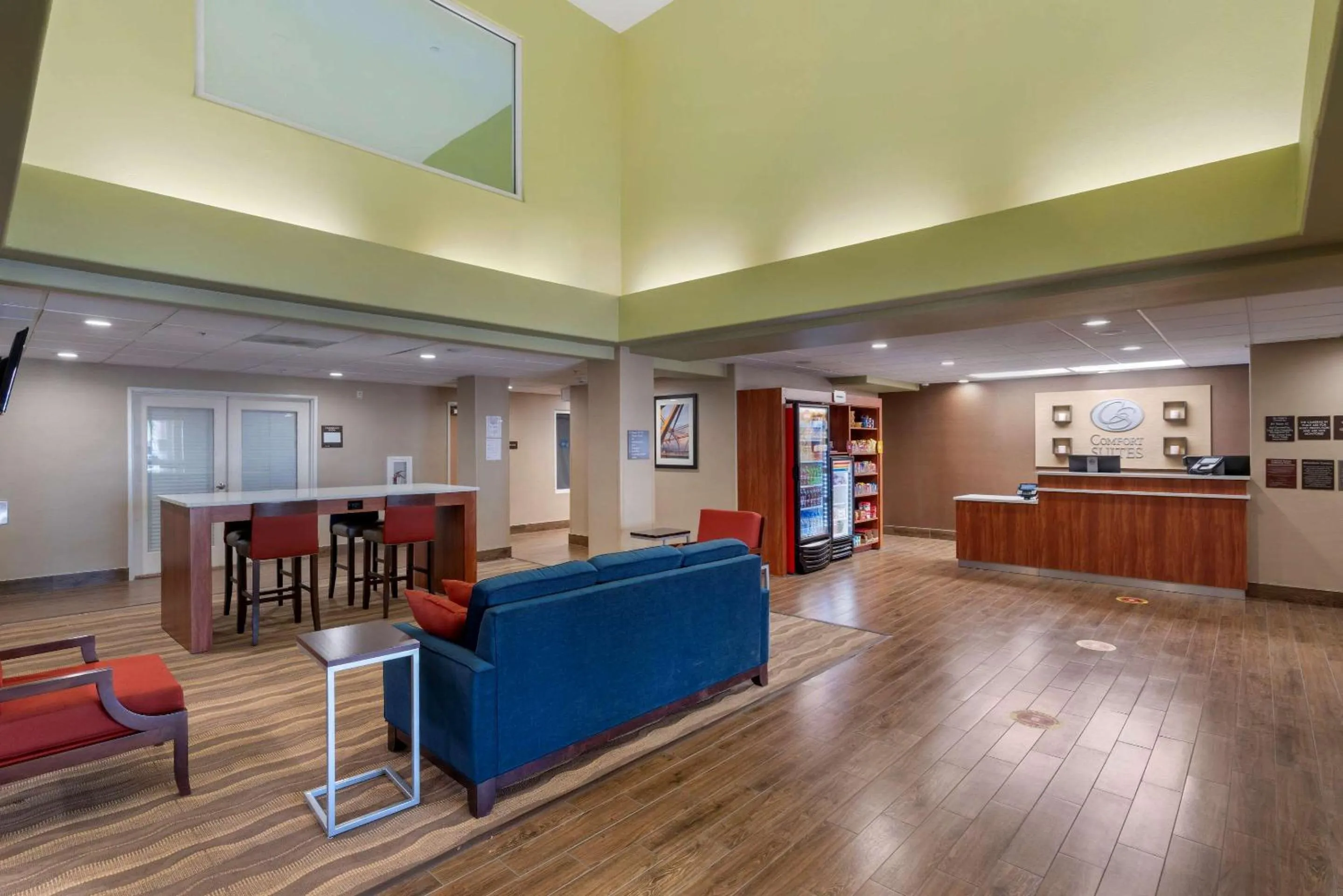 Lobby or reception in Comfort Suites Marysville-Yuba City