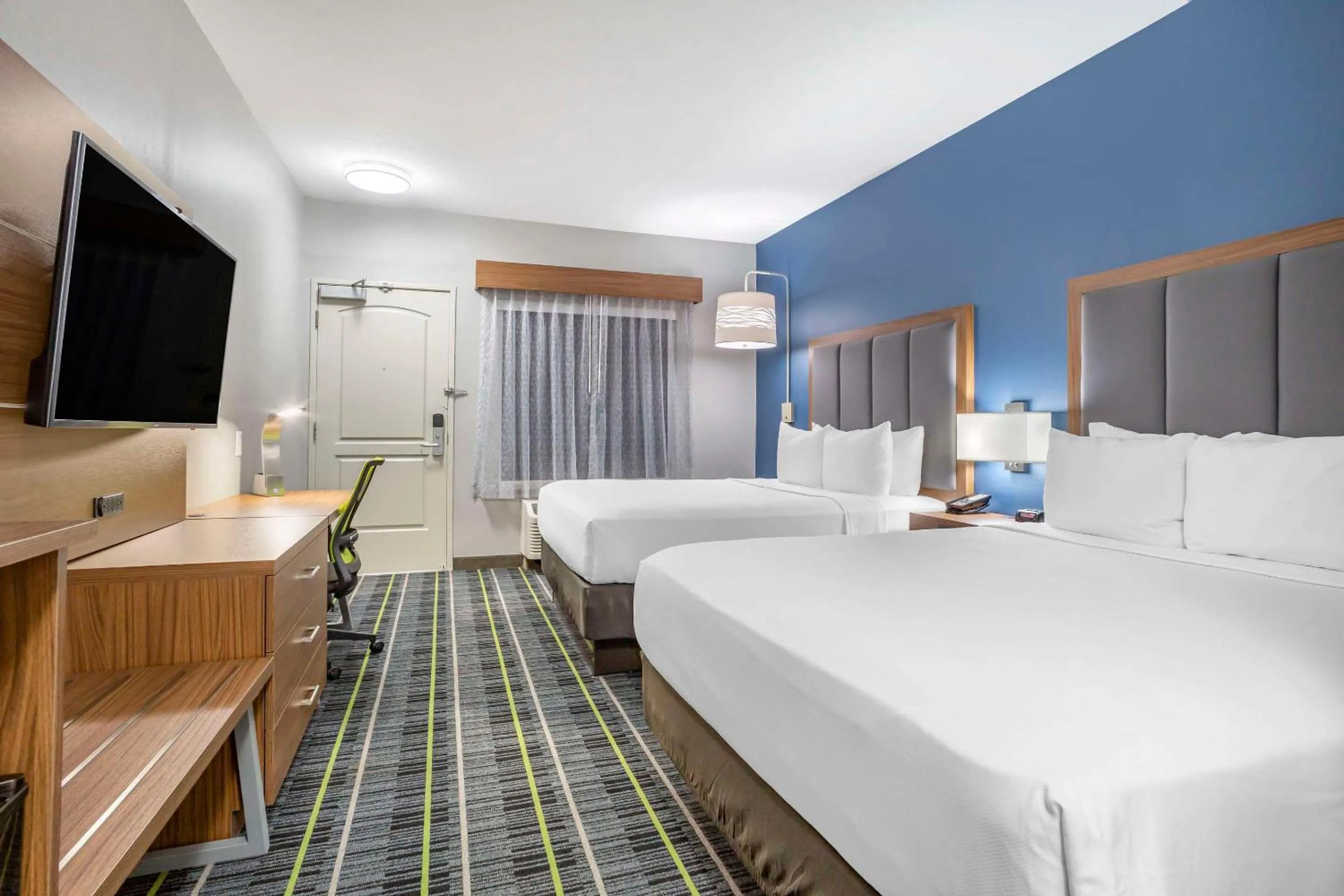 Bedroom, Bed in Quality Inn & Suites Livermore Wine Country