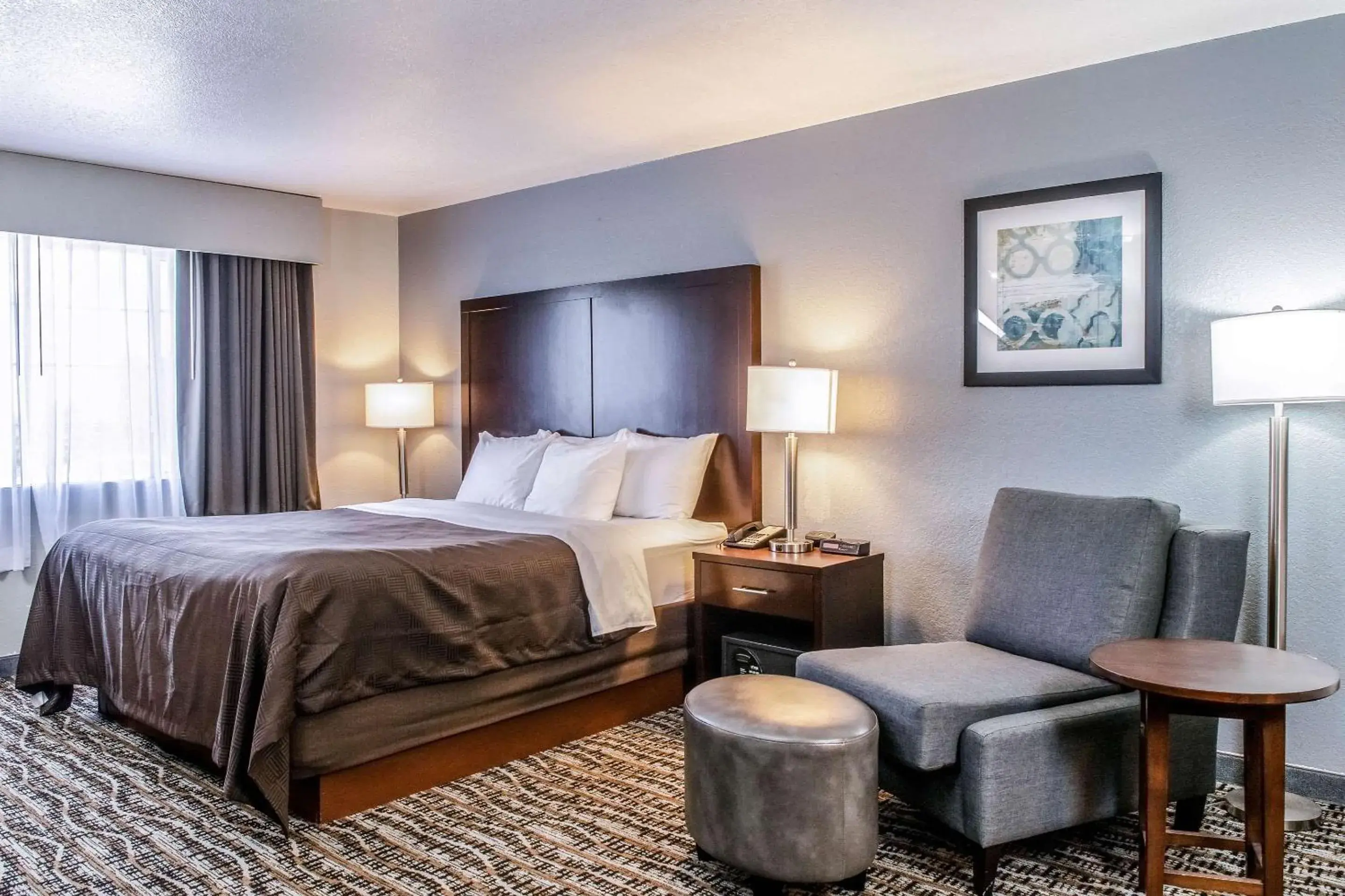 King Suite - Non-Smoking in Clarion Hotel By Humboldt Bay King Suite - Non-Smoking in Clarion Hotel By Humboldt Bay