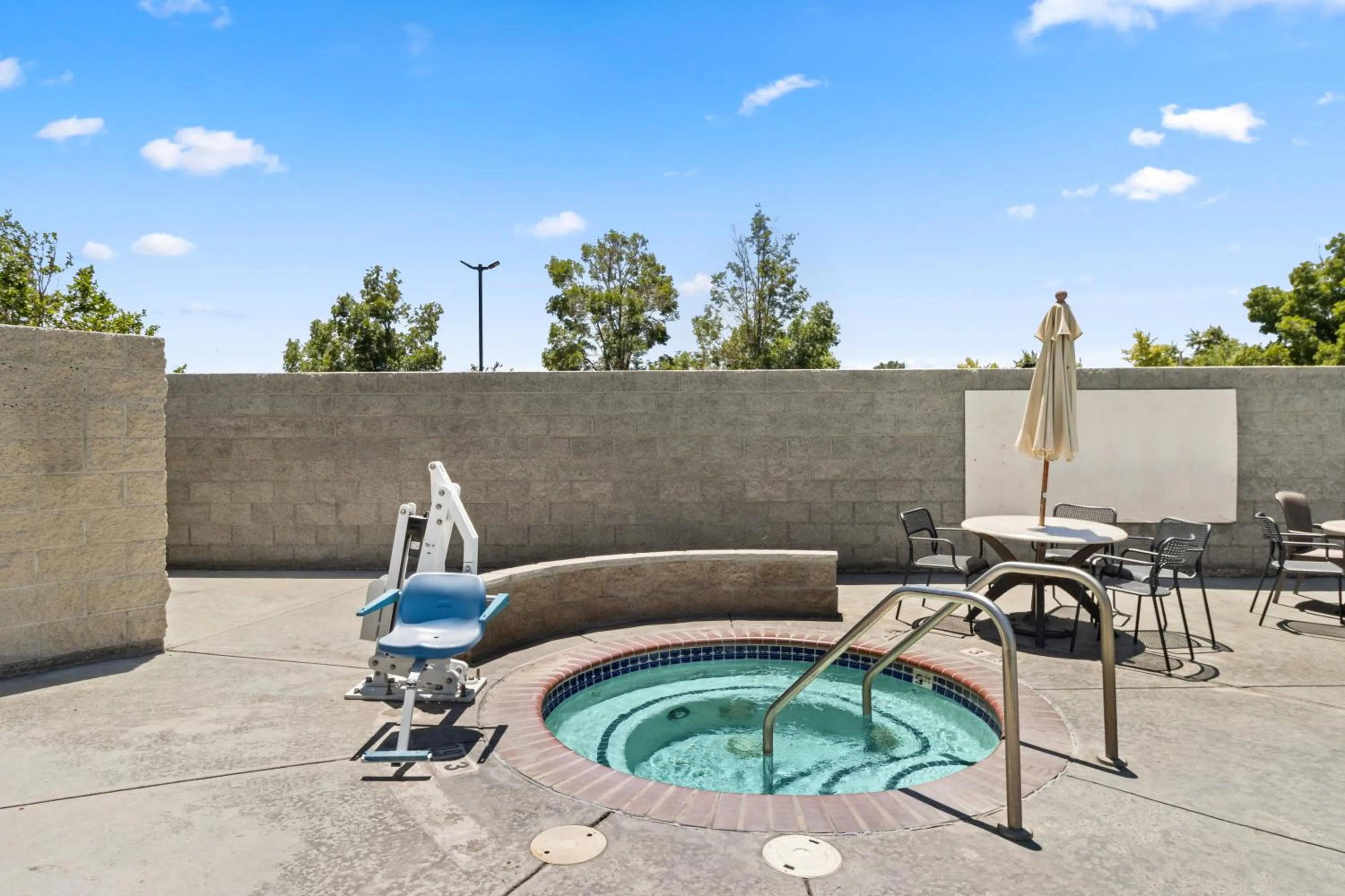 Comfort Inn & Suites Lancaster Antelope Valley