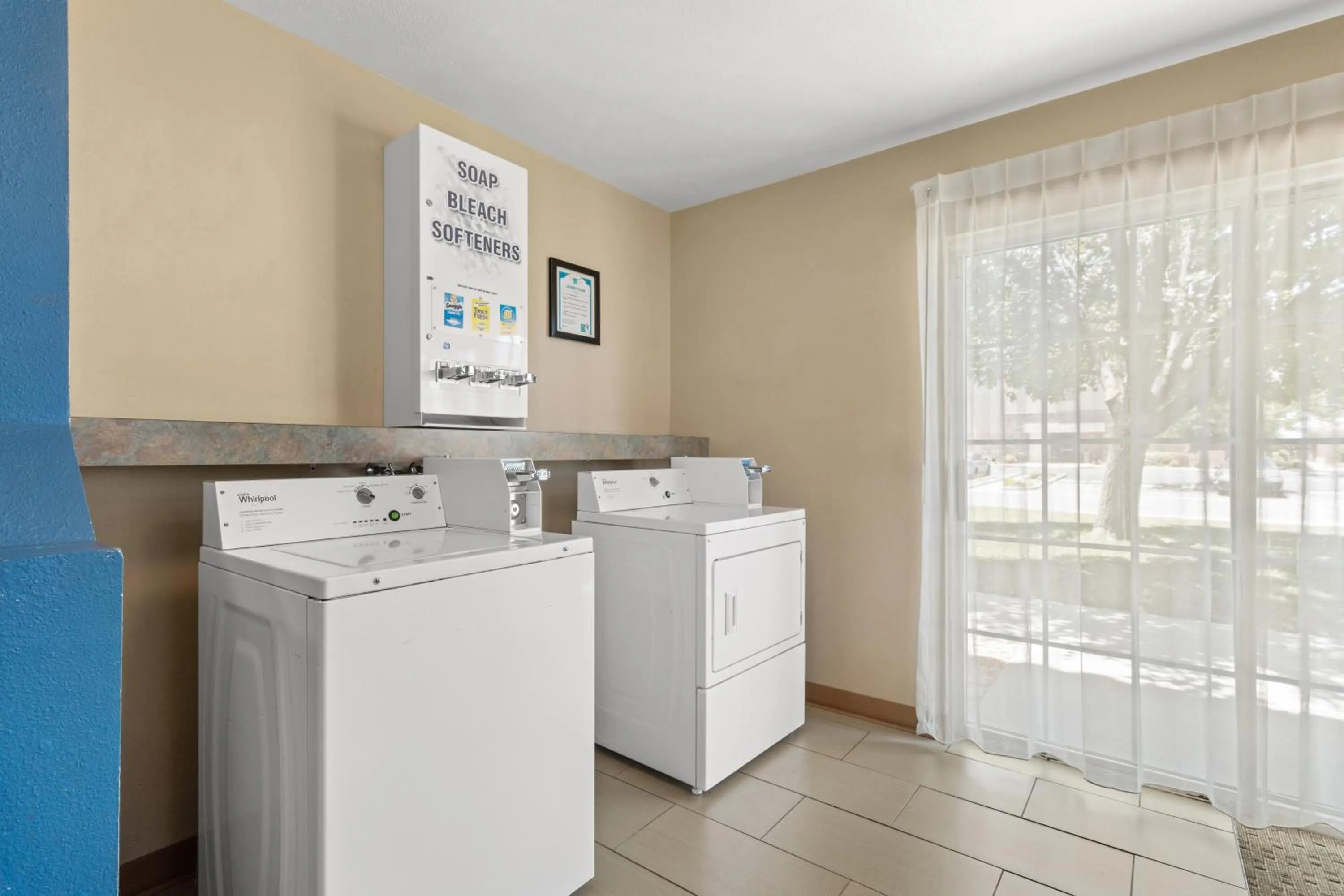 Comfort Inn & Suites Lancaster Antelope Valley