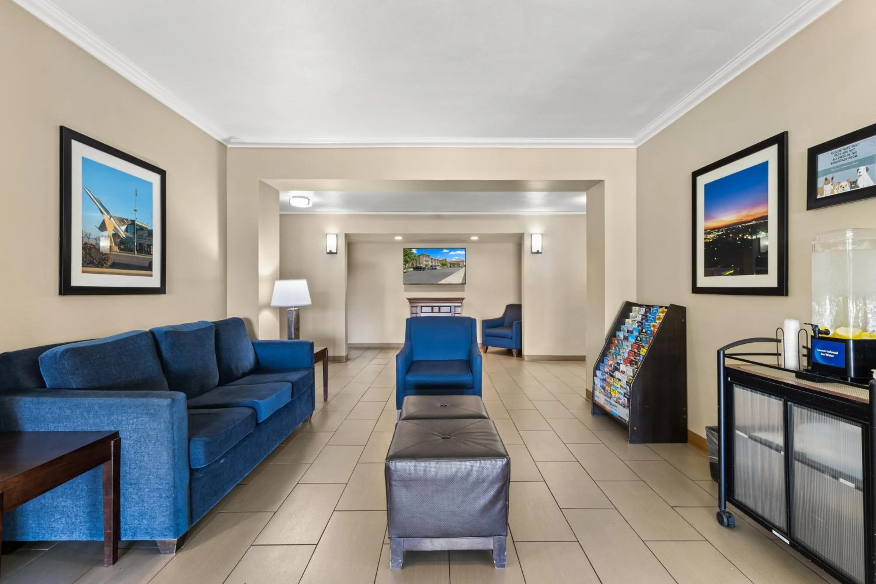 Comfort Inn & Suites Lancaster Antelope Valley