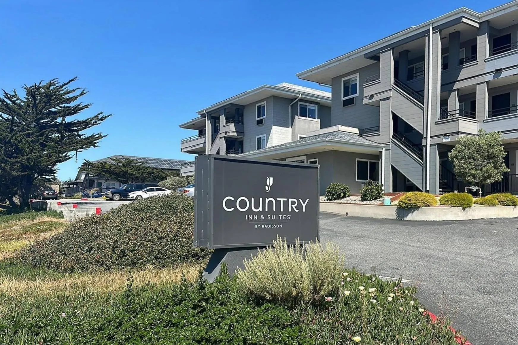 Property building in Country Inn & Suites by Radisson, Monterey Beachfront-Marina, CA
