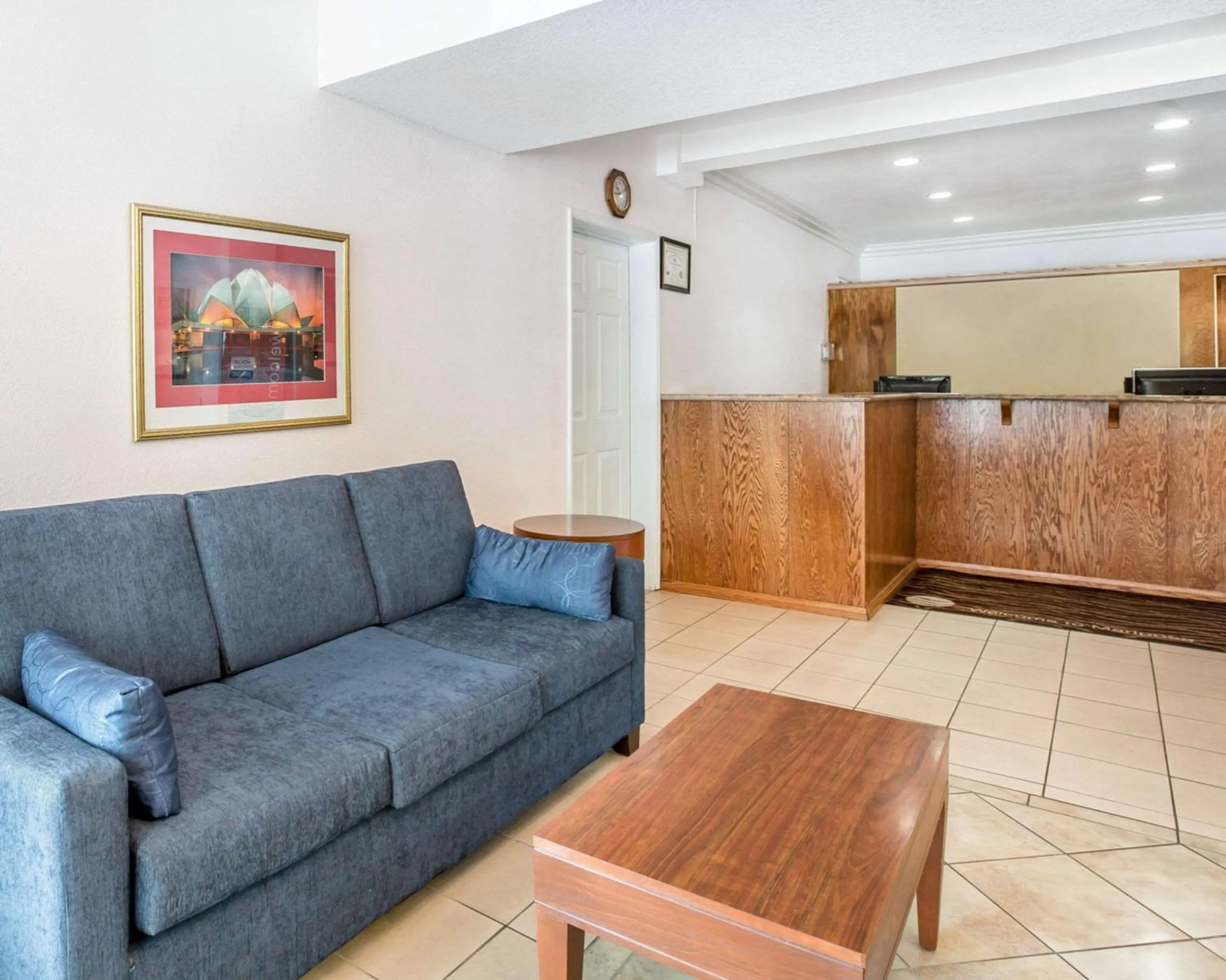 Lobby or reception in Quality Inn Yosemite Valley Gateway