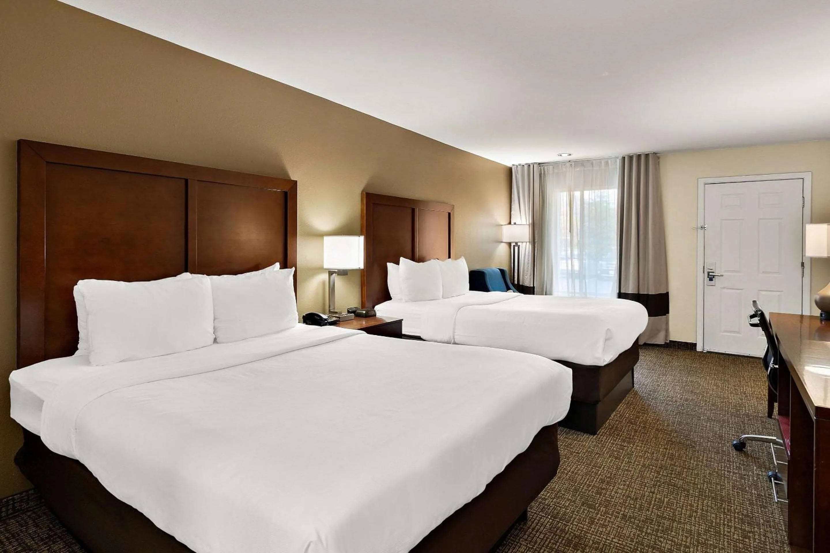 Bedroom, Bed in Comfort Inn & Suites Sequoia Kings Canyon