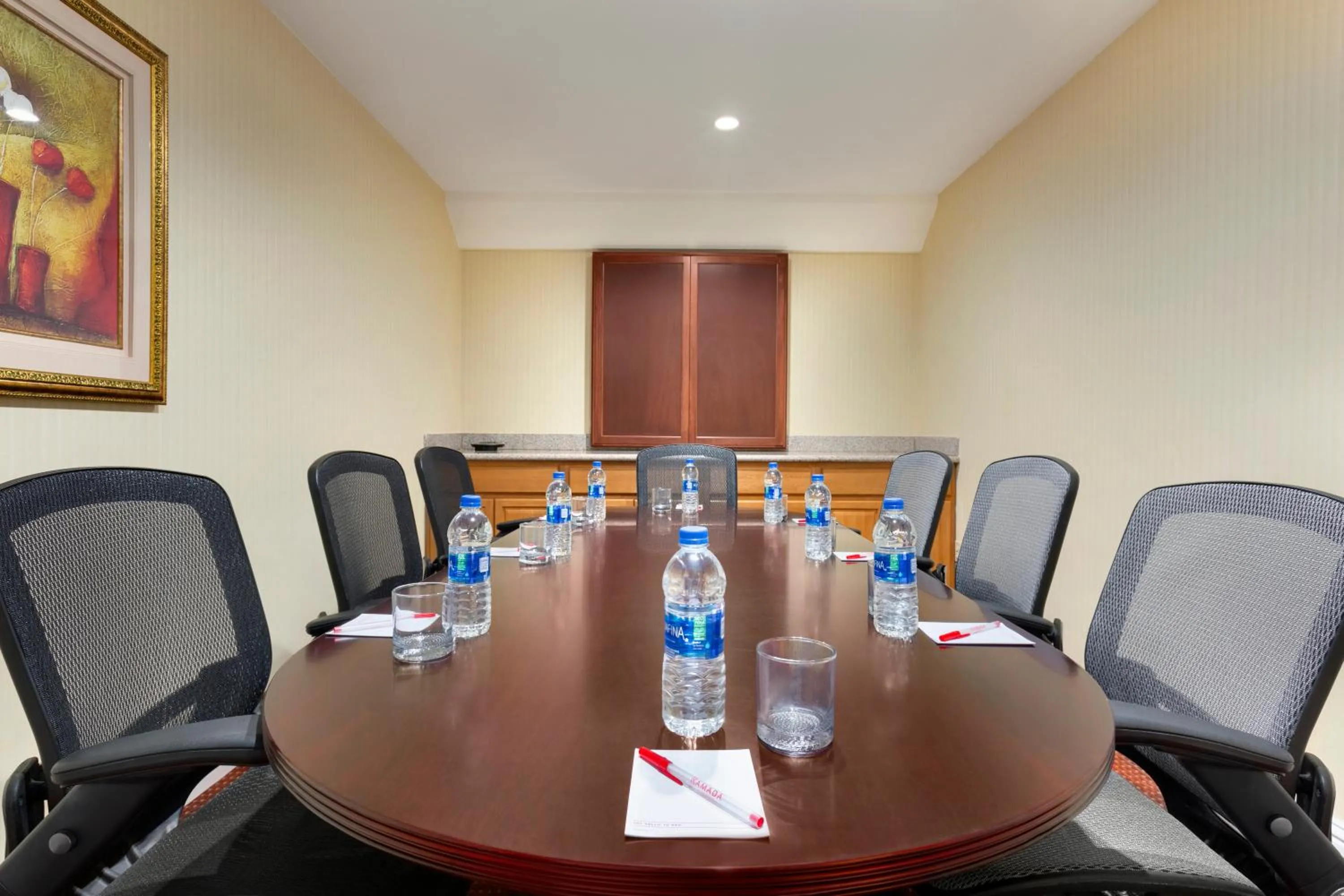 Meeting/conference room in Ramada by Wyndham Oakland Downtown City Center