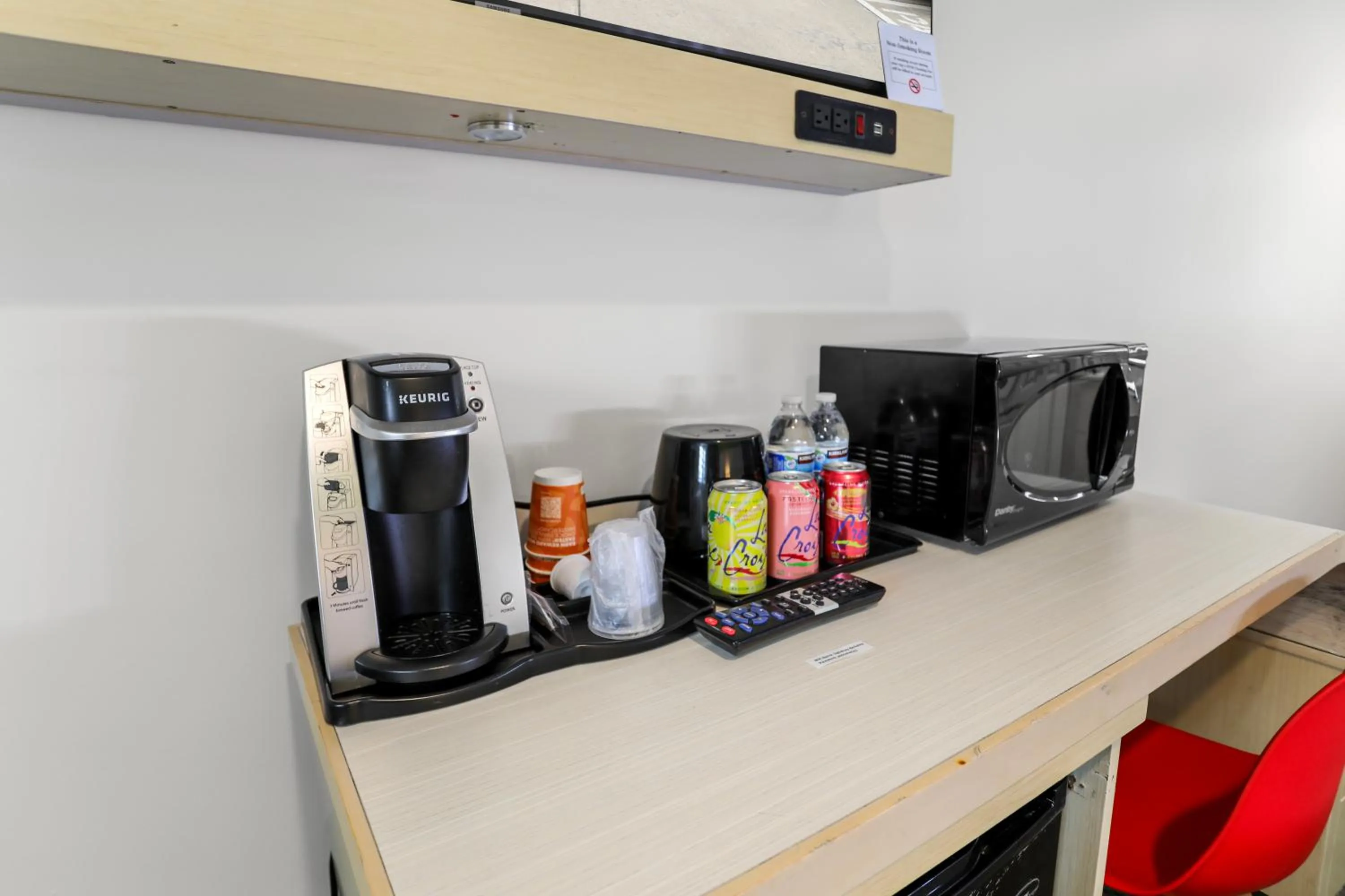 Coffee/tea facilities in Signature Inn Berkeley