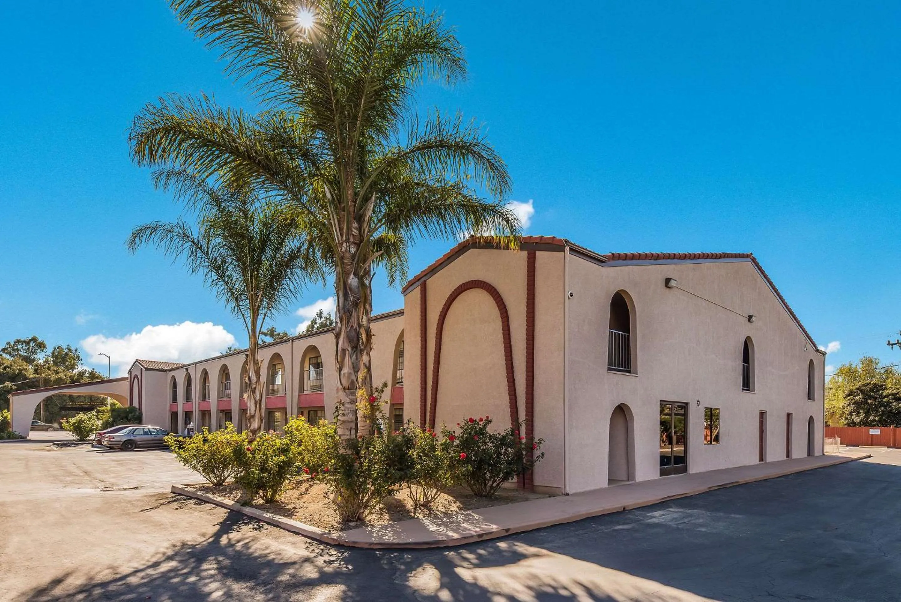Property building in Quality Inn Near Fort Hunter Liggett