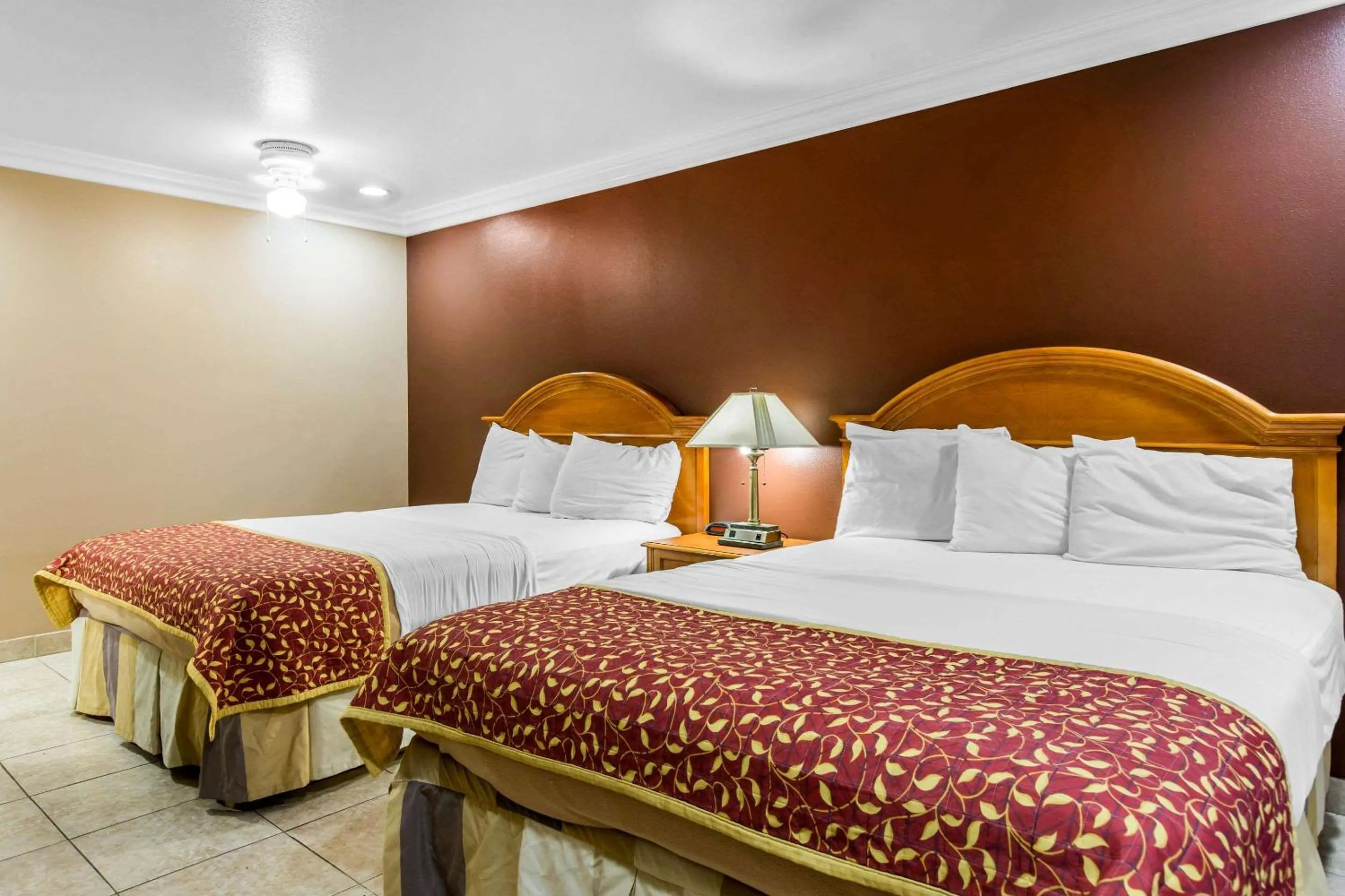 Photo of the whole room, Bed in Rodeway Inn Cypress - Buena Park