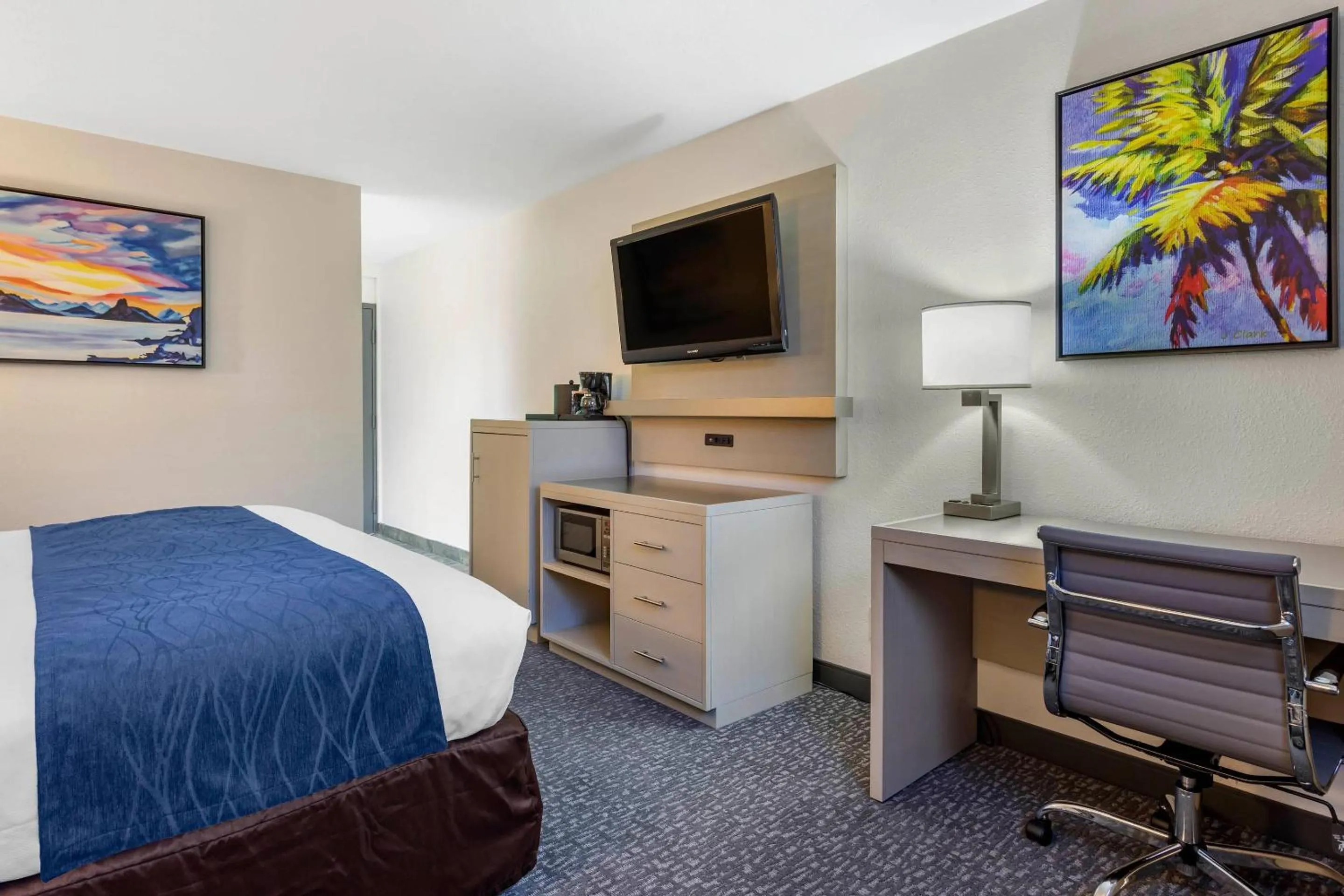 Bedroom, Bed in Comfort Inn San Diego Miramar