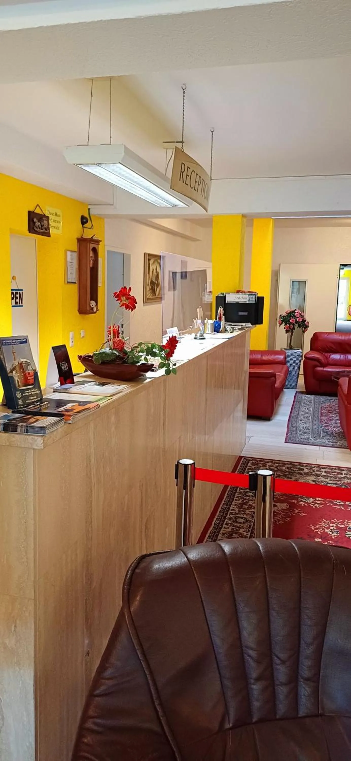 Lobby or reception in Hotel Arheilger Hof