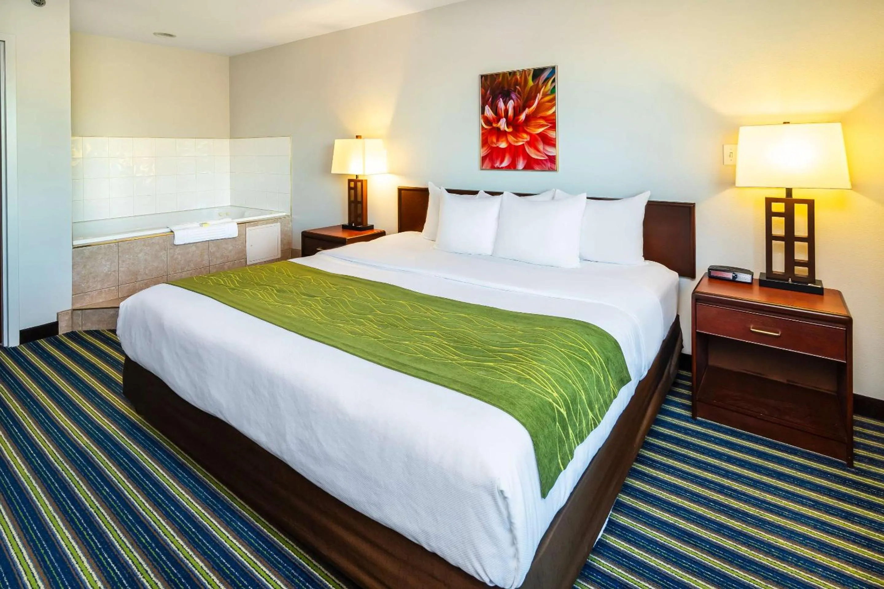 Bedroom, Bed in Comfort Inn & Suites