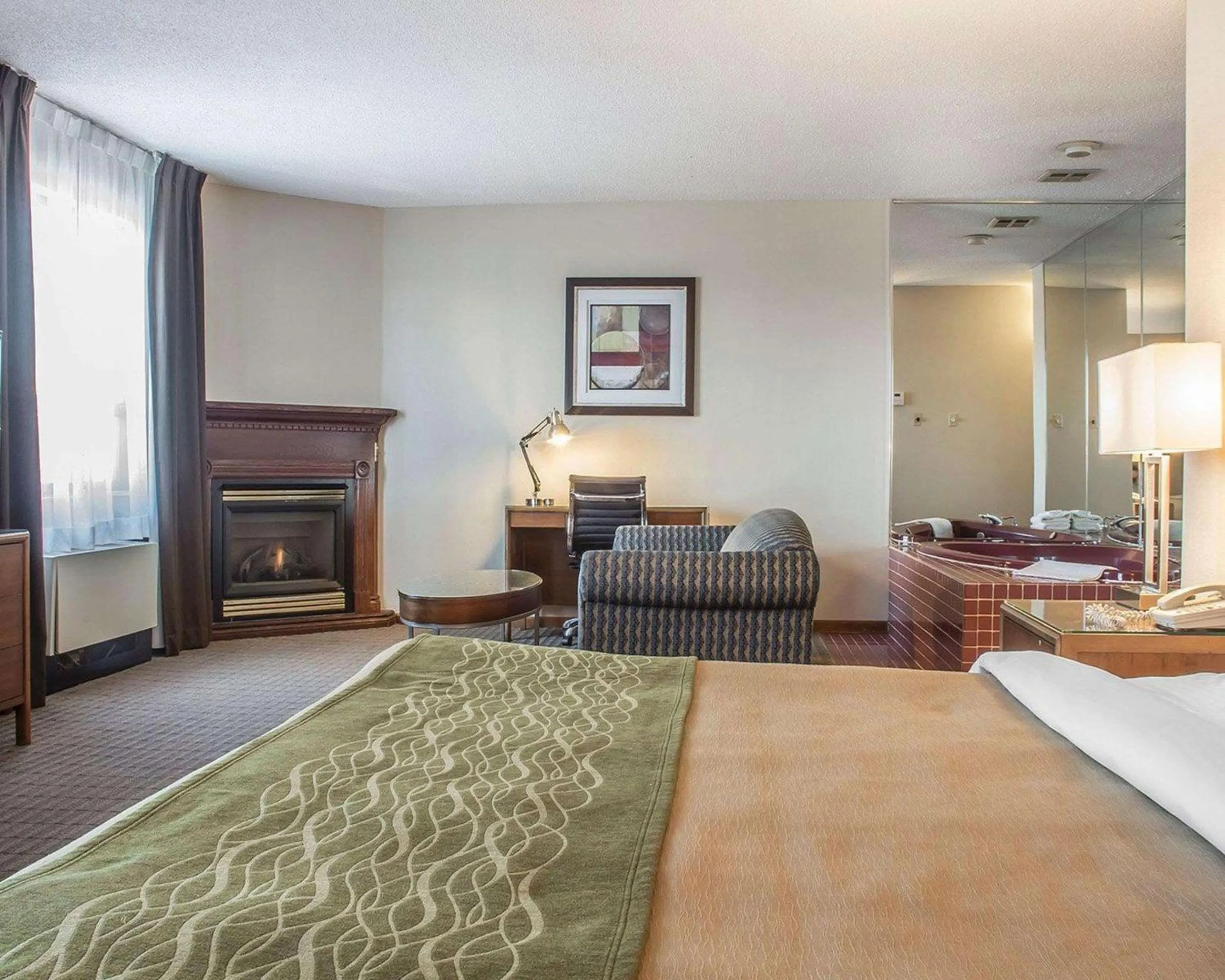 Photo of the whole room in Comfort Inn