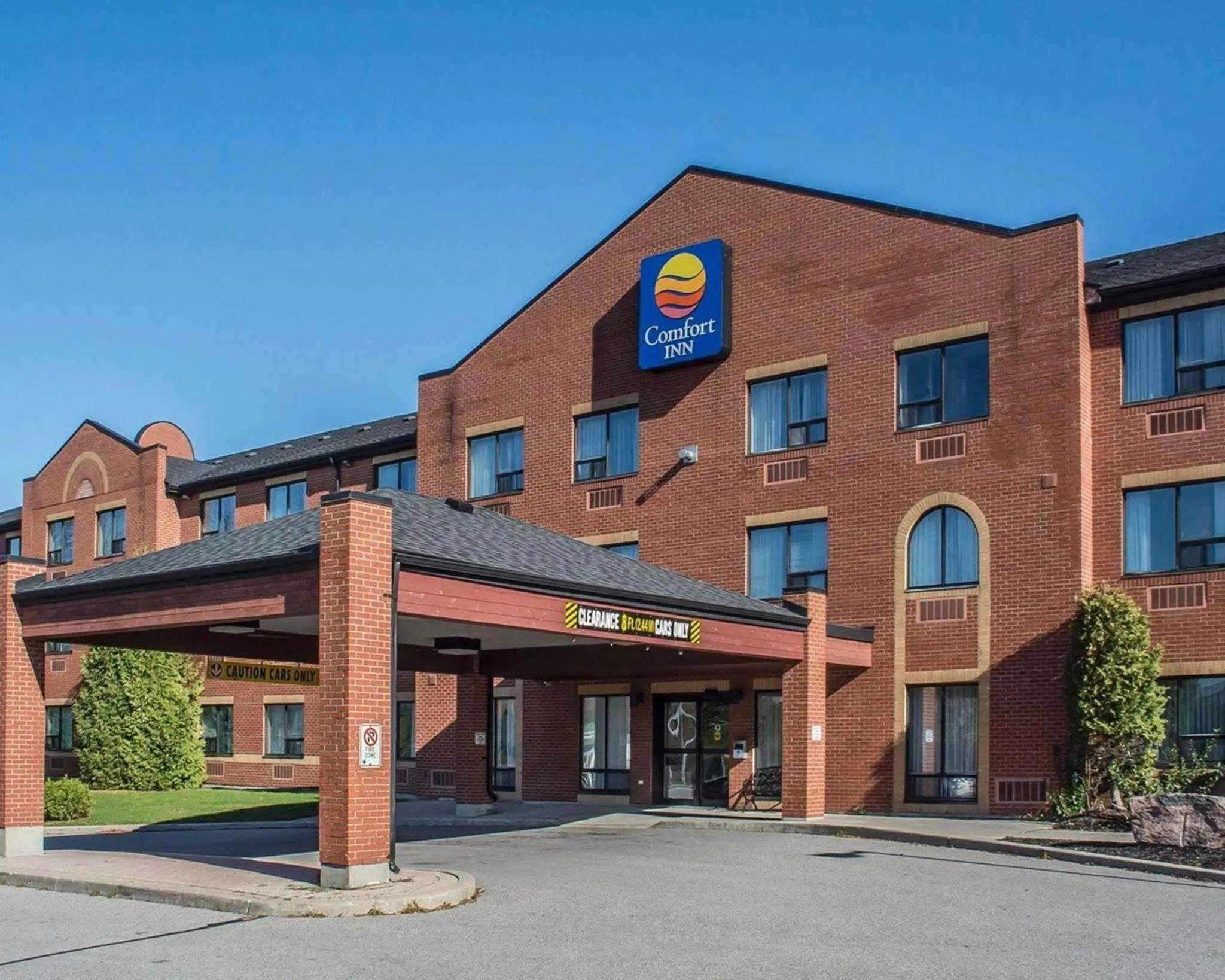 Property building in Comfort Inn