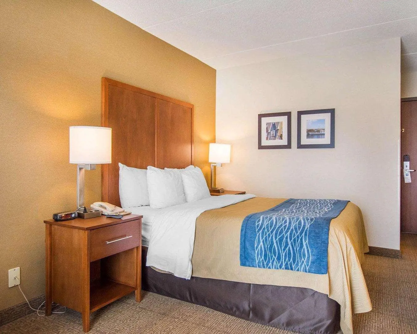 Bedroom, Bed in Comfort Inn