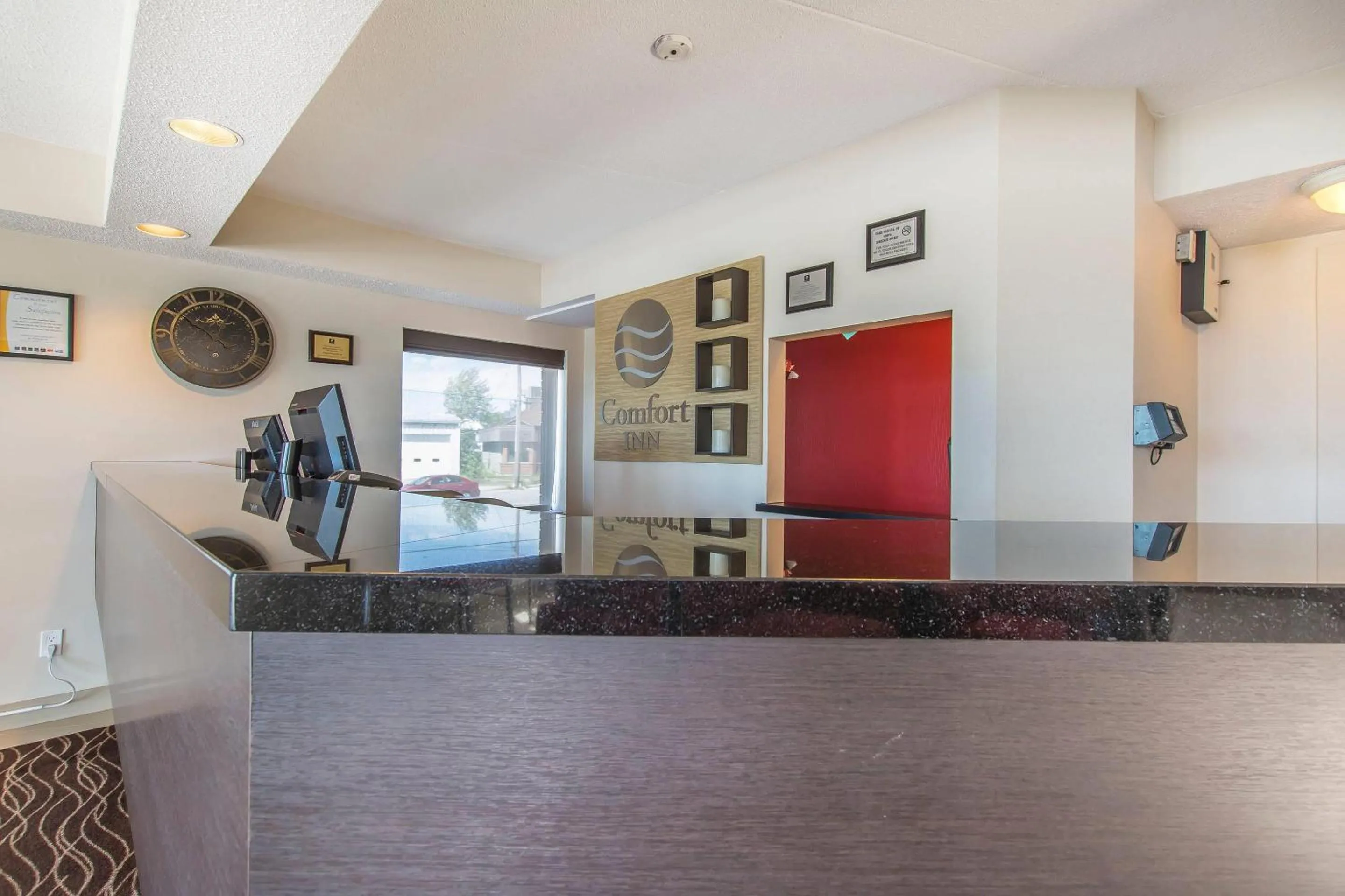 Lobby or reception in Comfort Inn