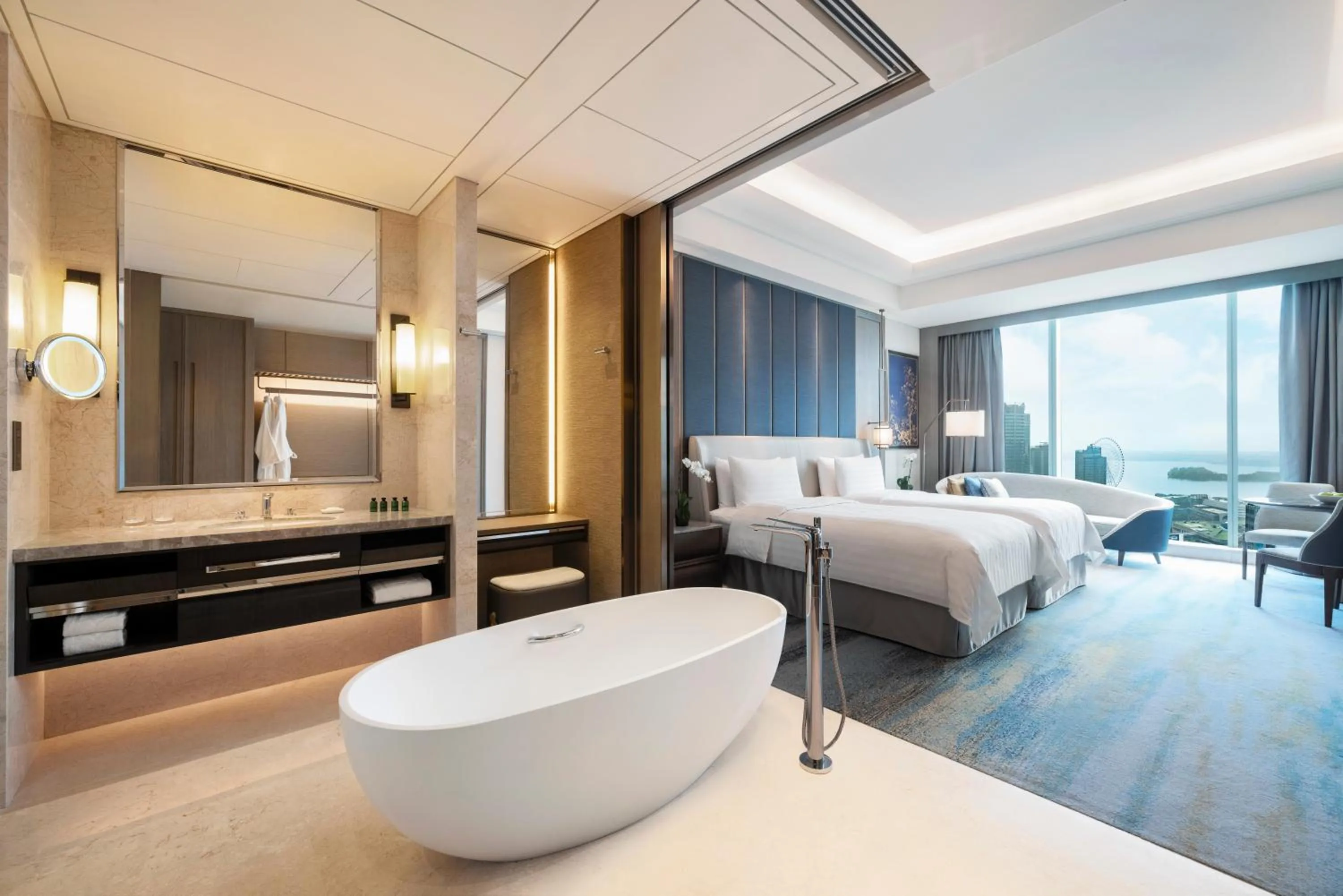 Bathroom, Bed in Shangri-La Yuanqu, Suzhou