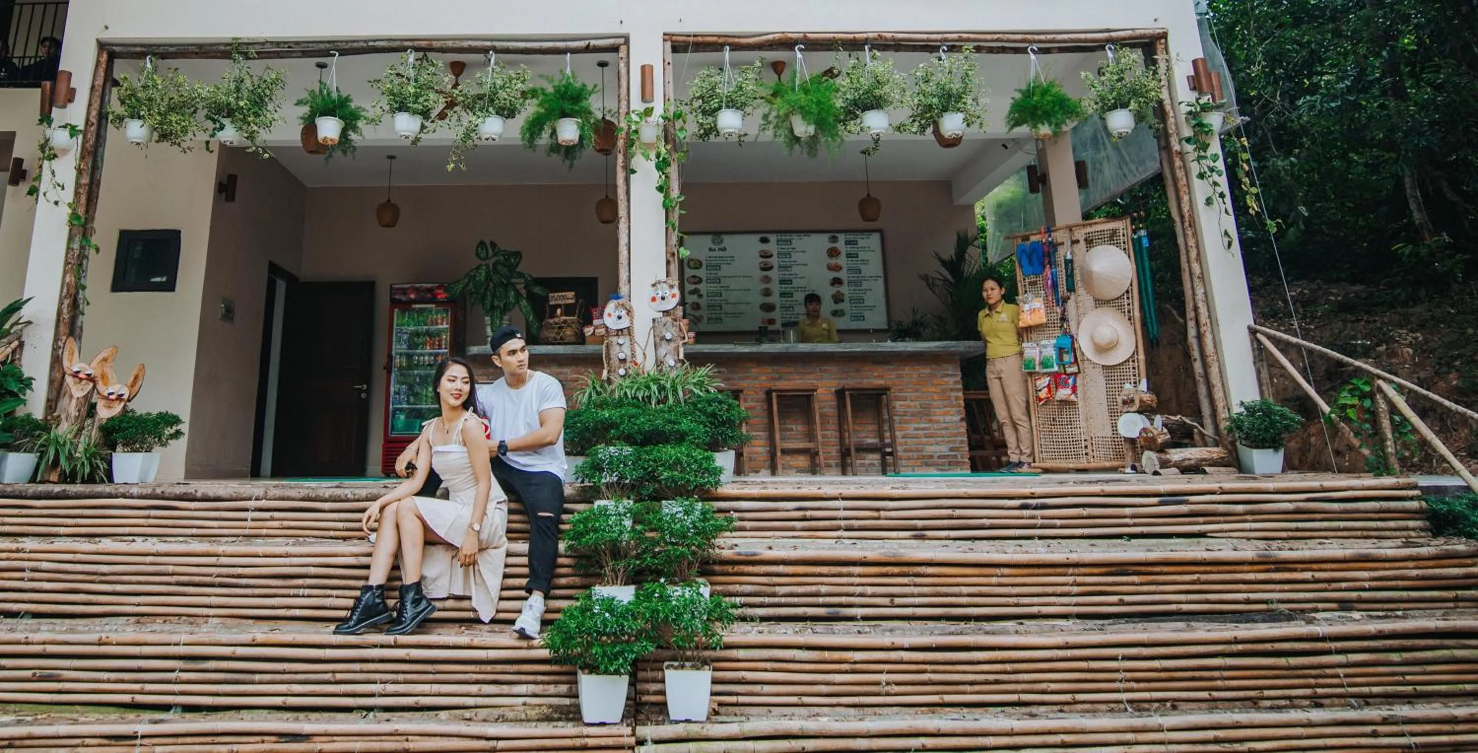 Restaurant/places to eat in BaHo Eco Beat