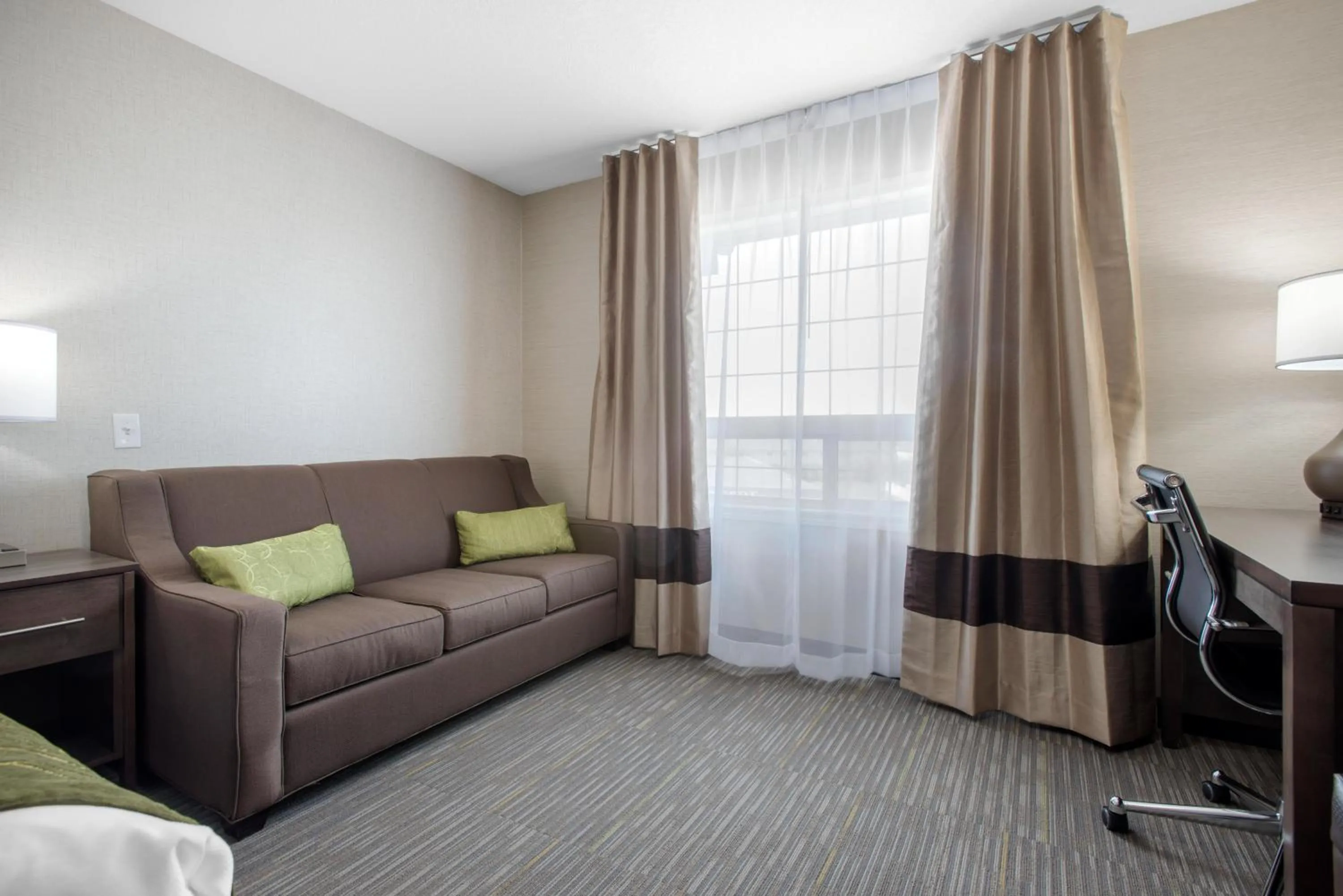 Living room in Comfort Inn & Suites