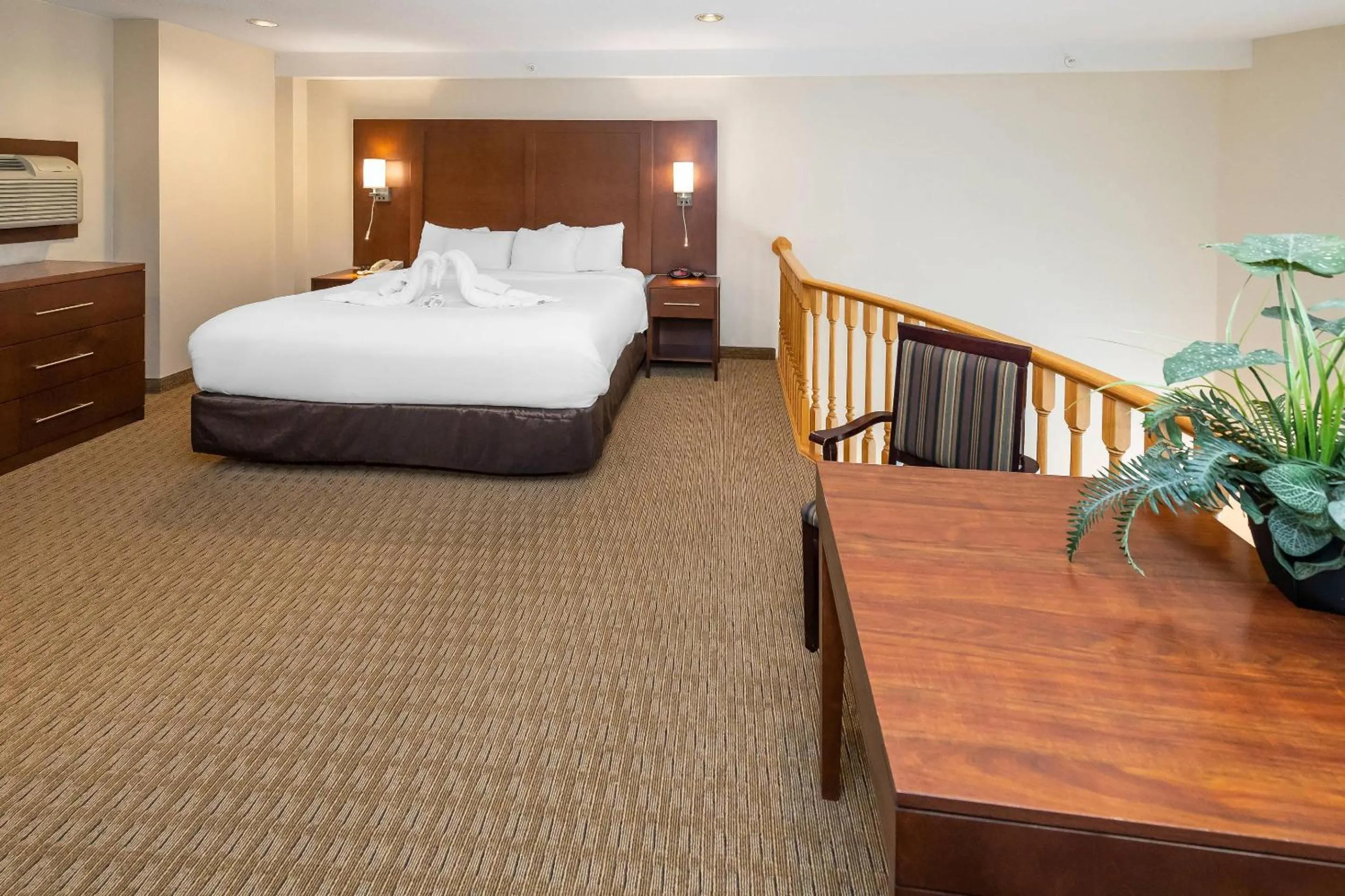 Bedroom, Bed in Comfort Inn & Suites