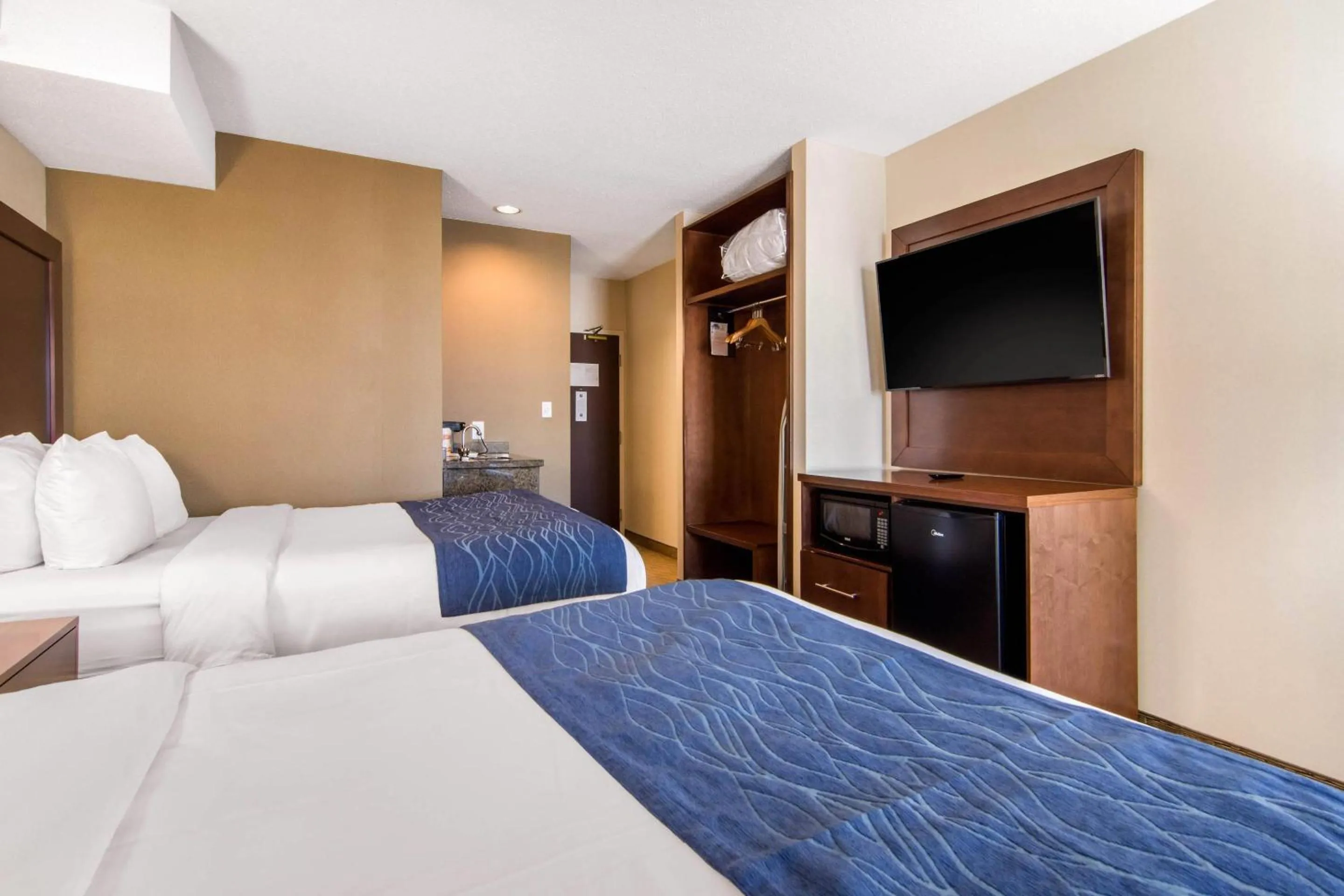 Bedroom, Bed in Comfort Inn & Suites