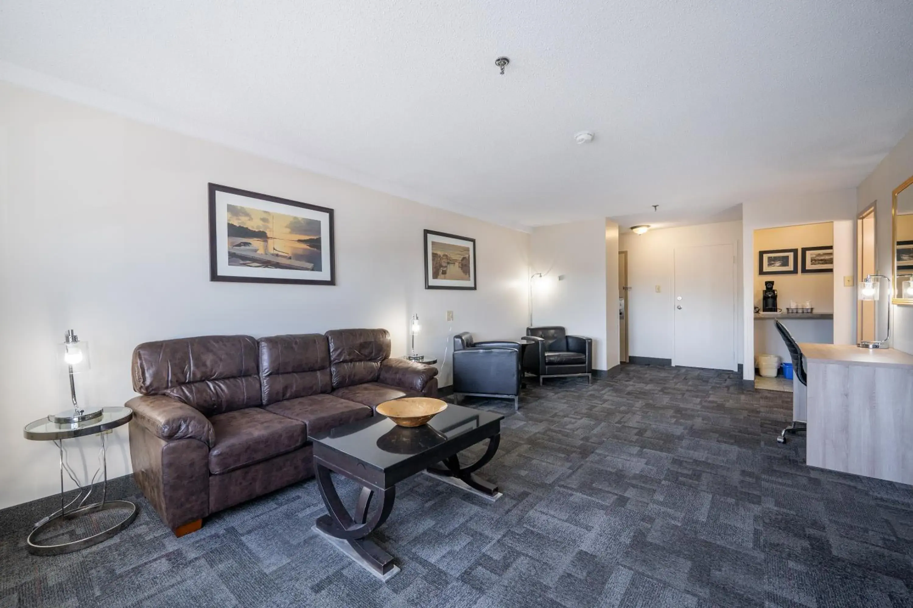 King Suite in HFX Airport Hotel King Suite in HFX Airport Hotel