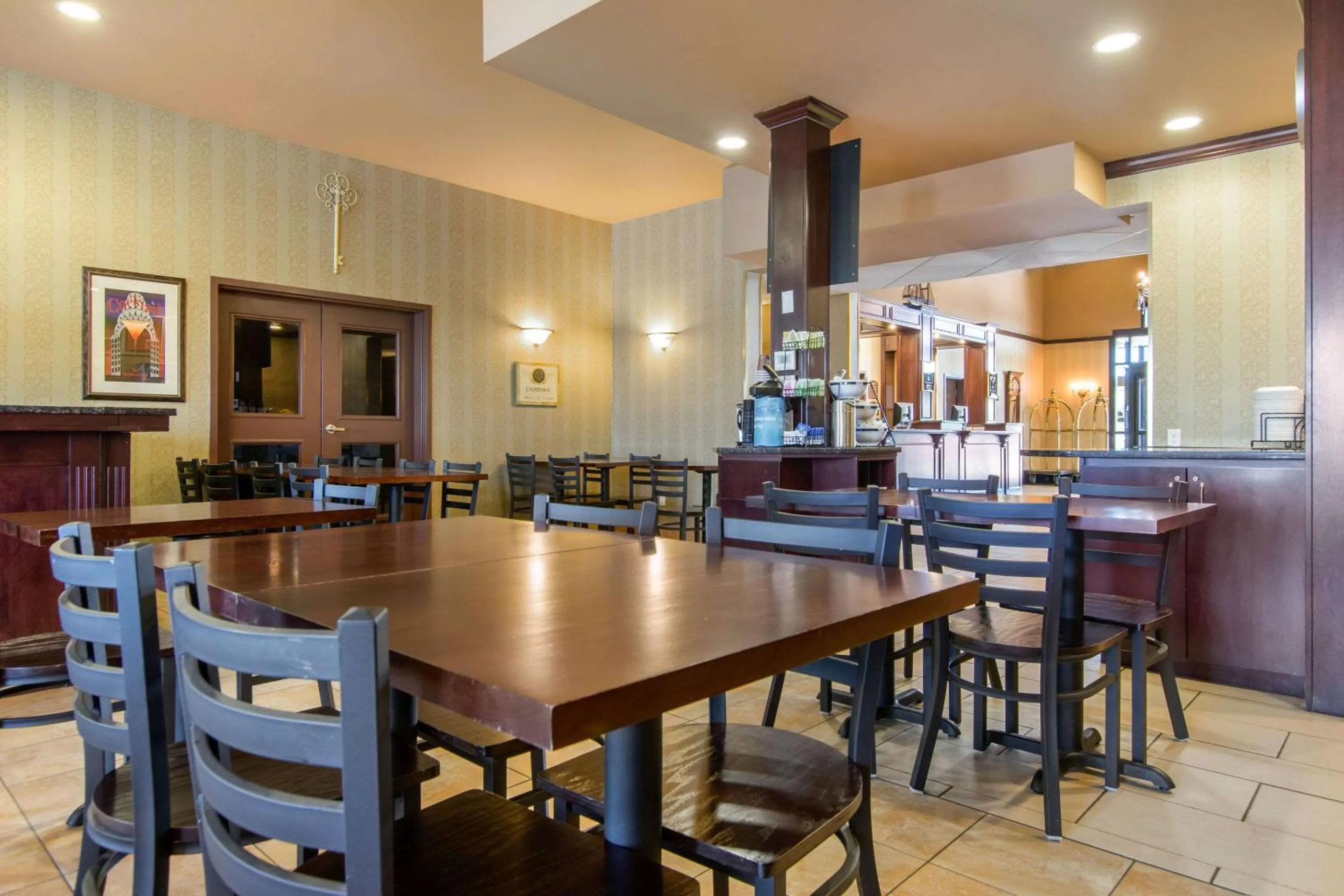 Restaurant/places to eat in Comfort Inn & Suites