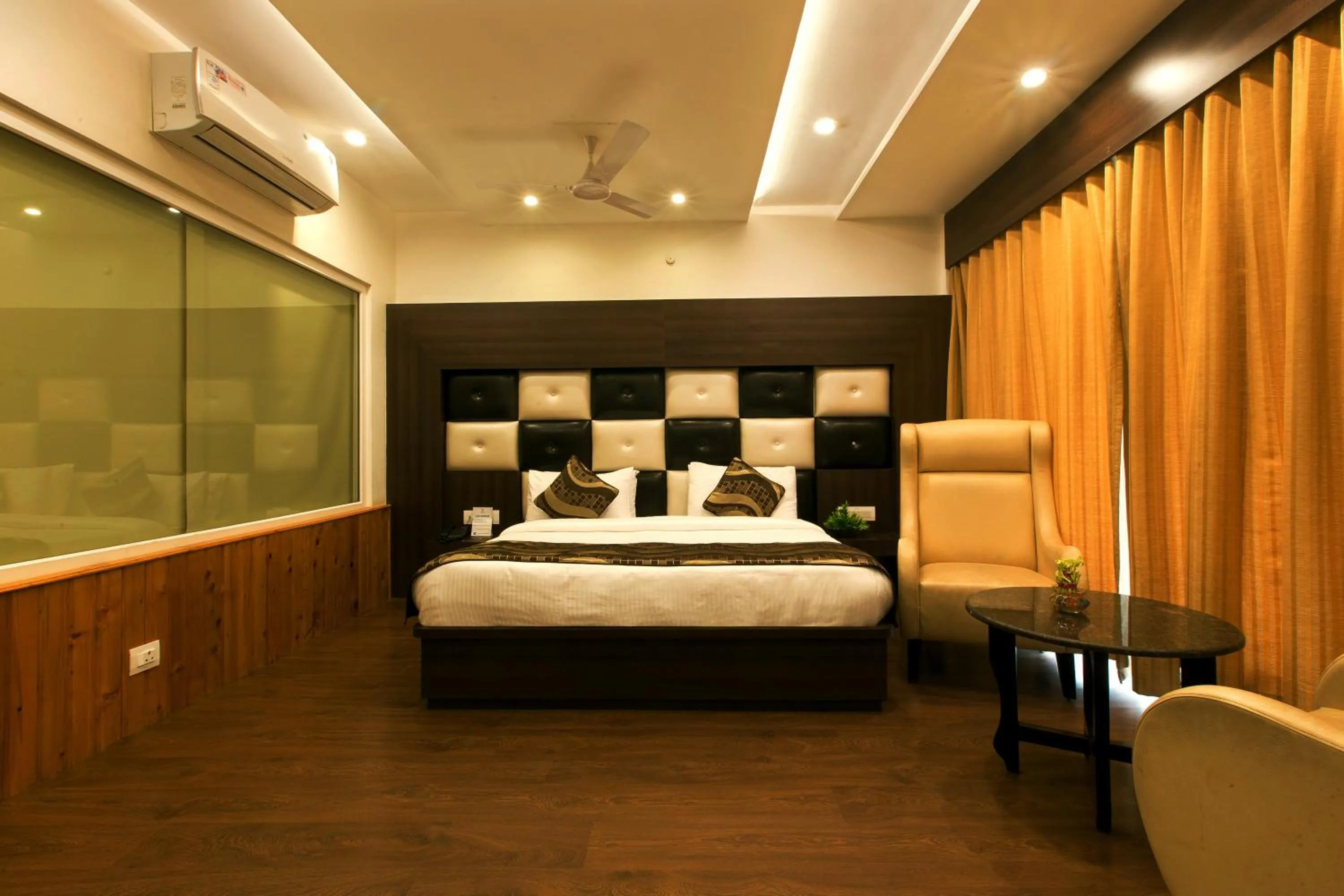 Hotel Trinity Heights