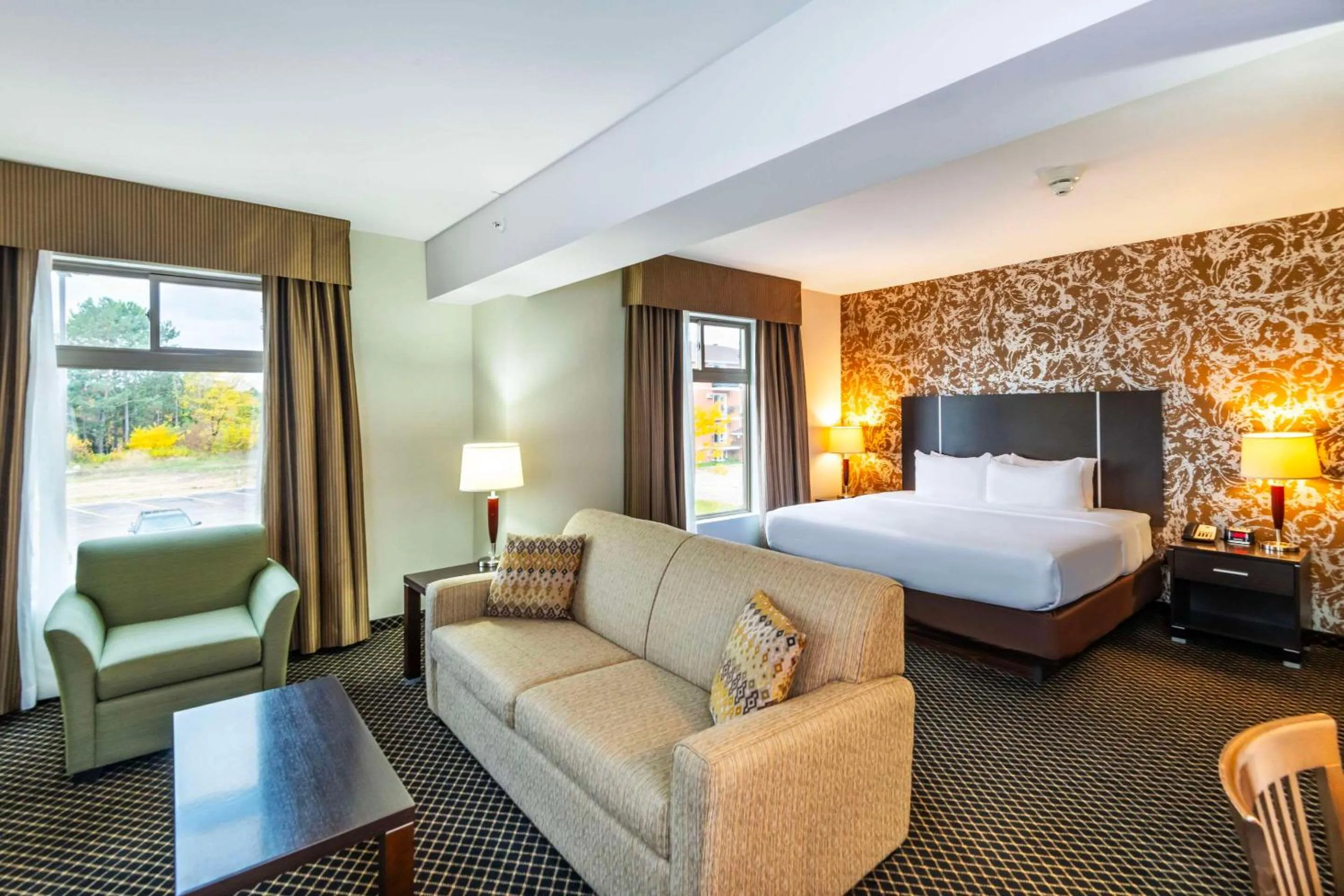 Bedroom, Bed in Quality Inn & Suites