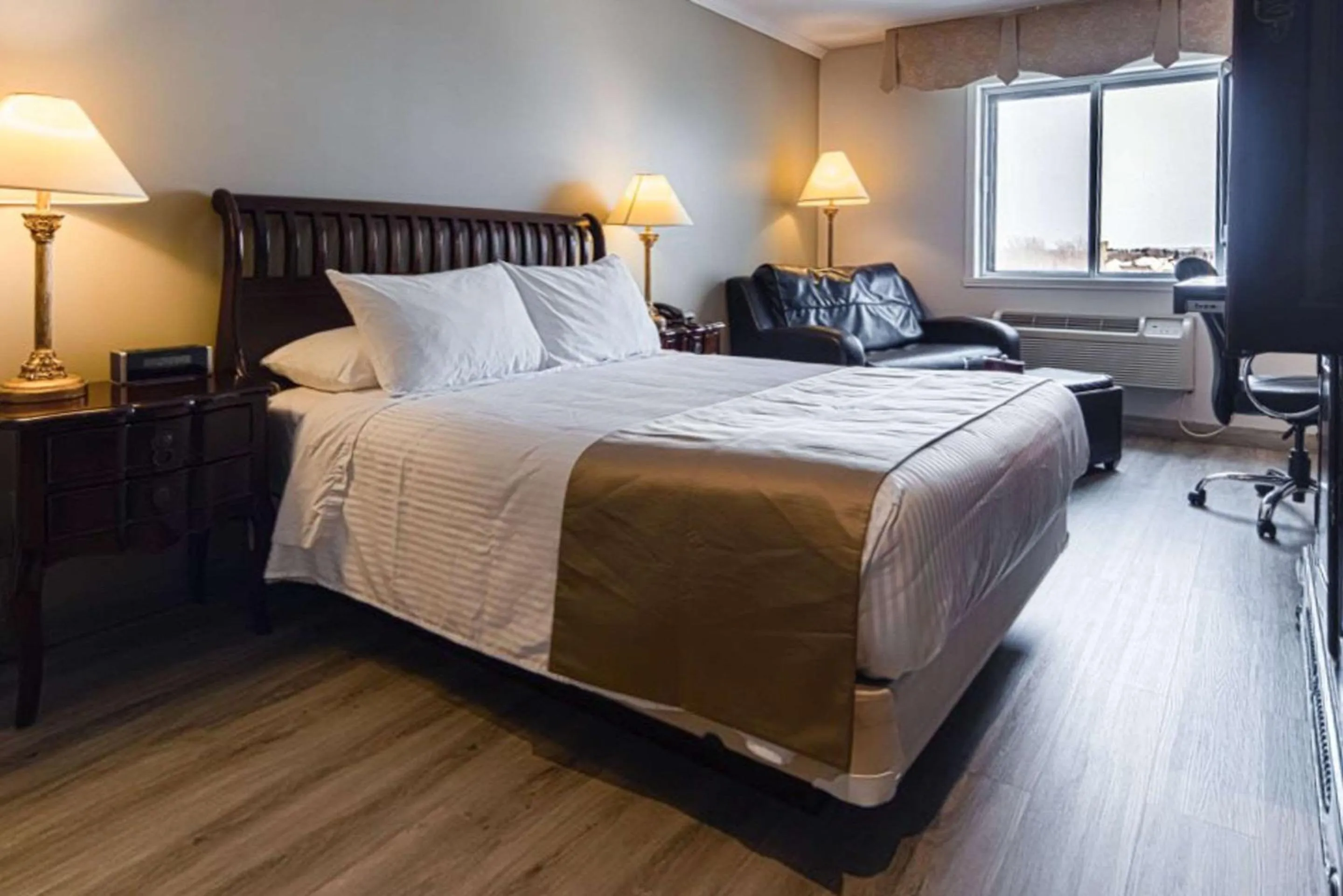 Bedroom, Bed in St Christophe Hotel & Spa, an Ascend Collection Hotel