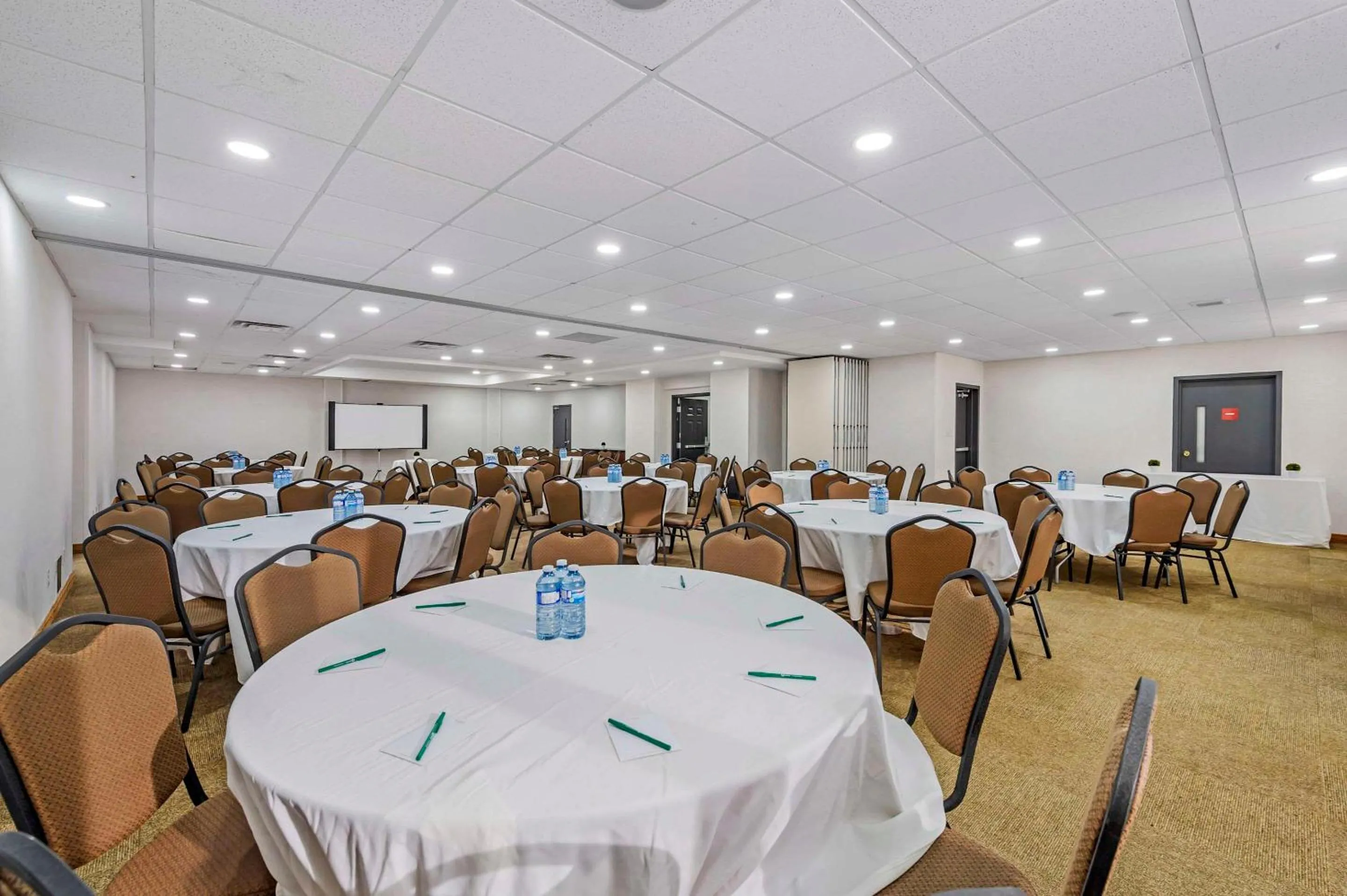 Meeting/conference room in Quality Inn